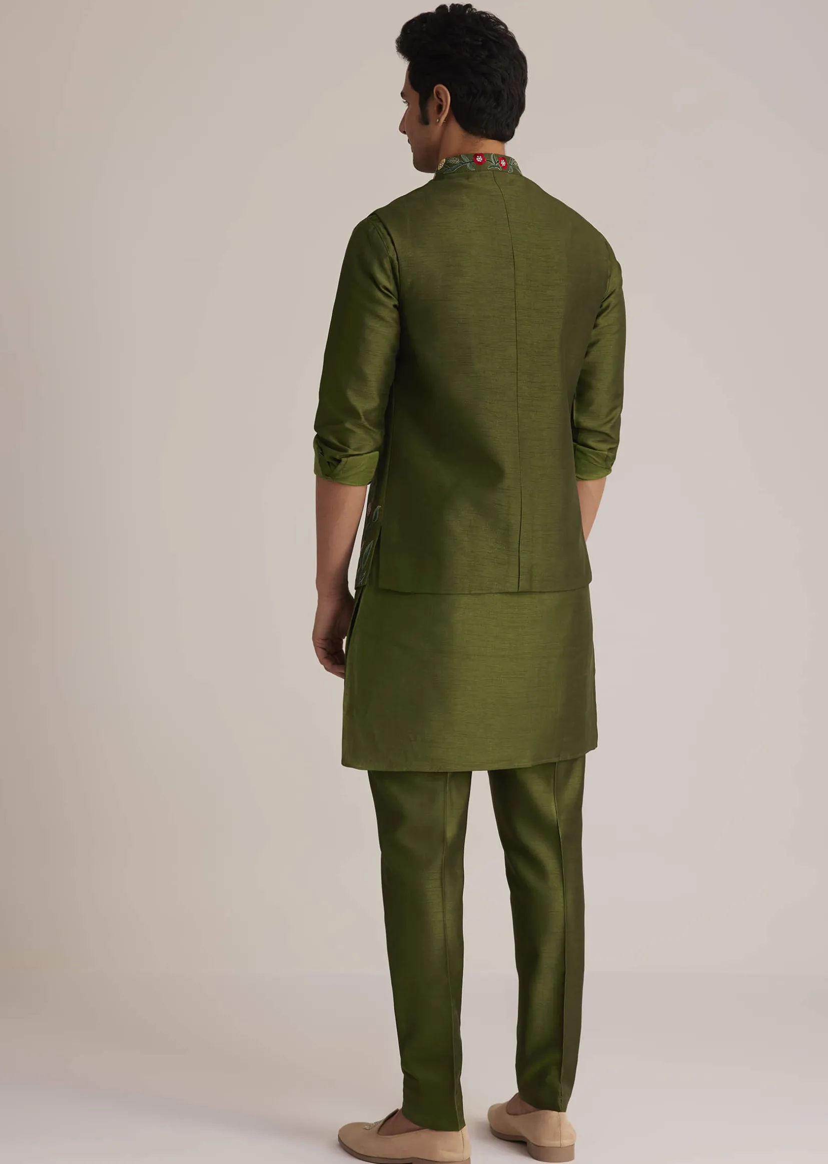 Green Embroidered Nehru Jacket With Bird Detailing