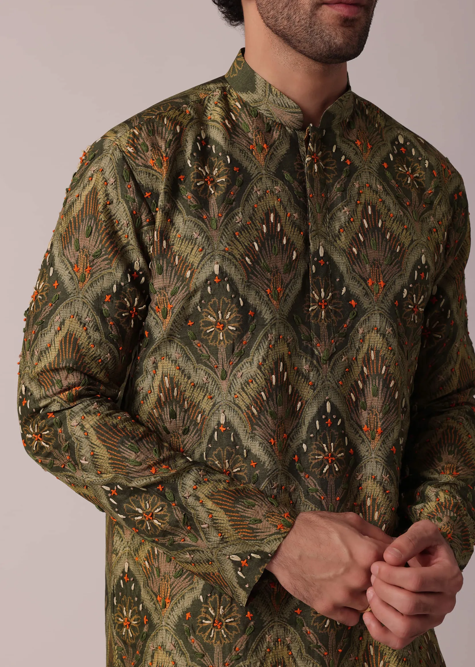 Green Hand Embroidered Festive Kurta Set In Silk