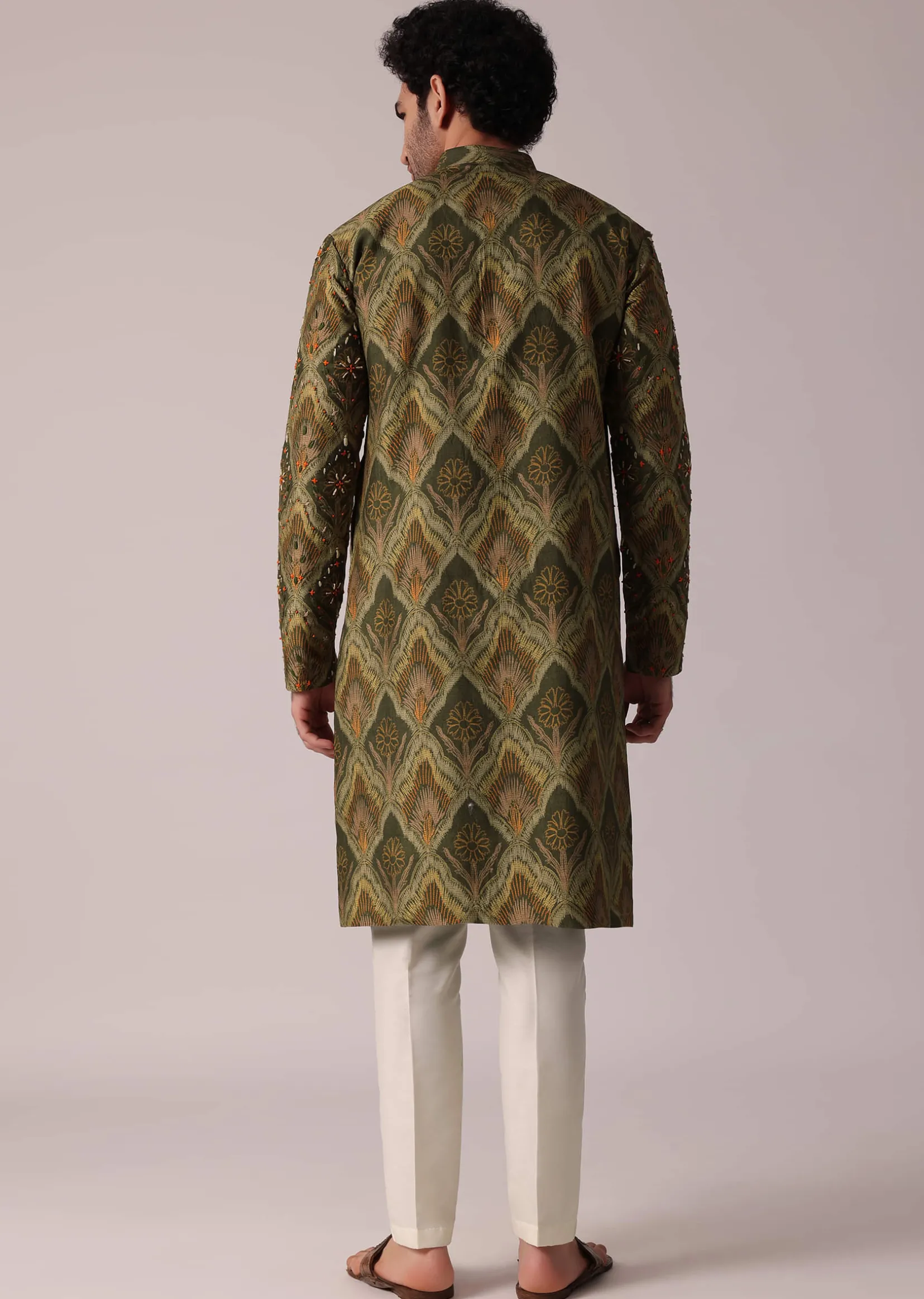 Green Hand Embroidered Festive Kurta Set In Silk
