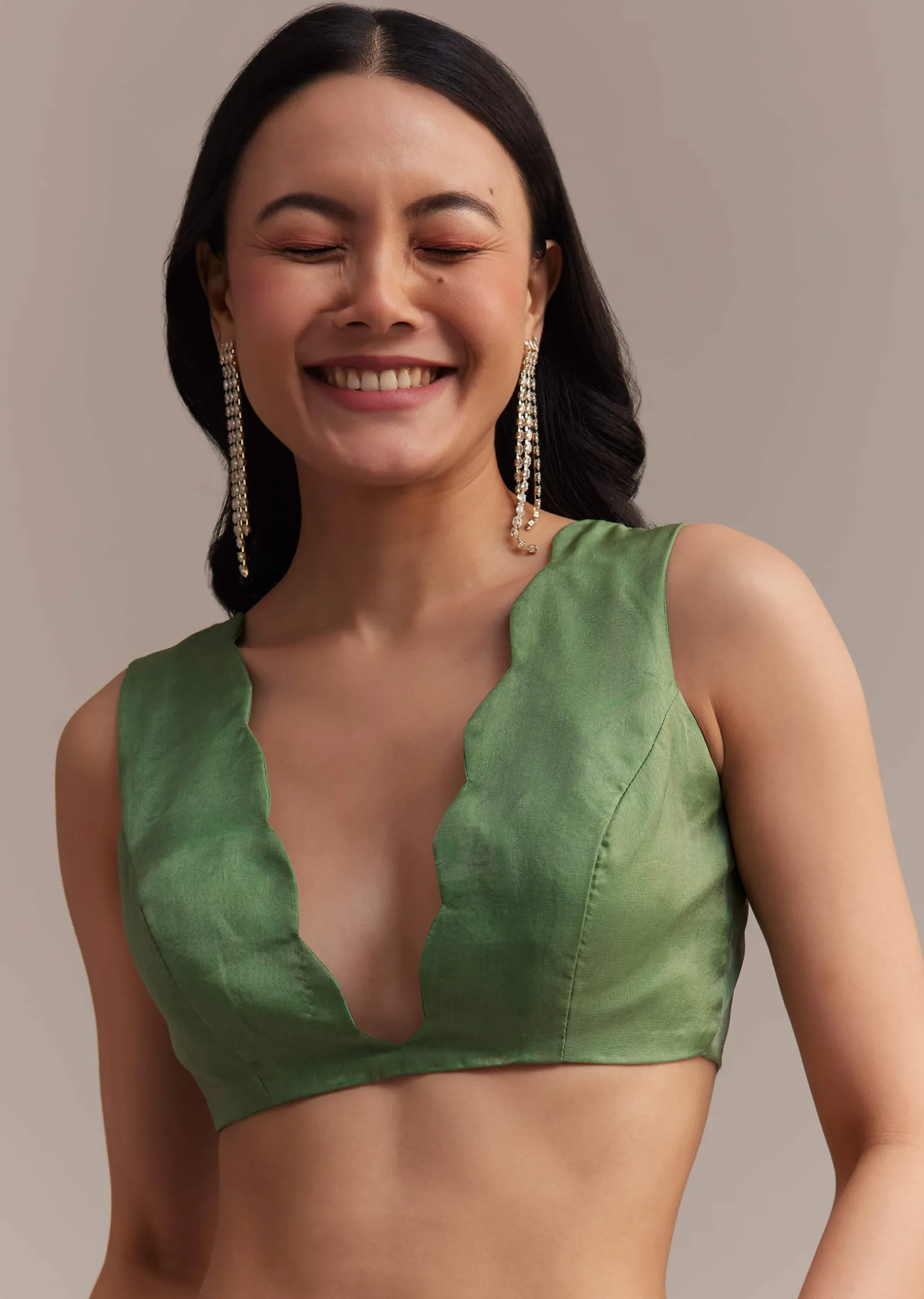 Green Organza Saree With Sequins And Cutdana Embellished Border