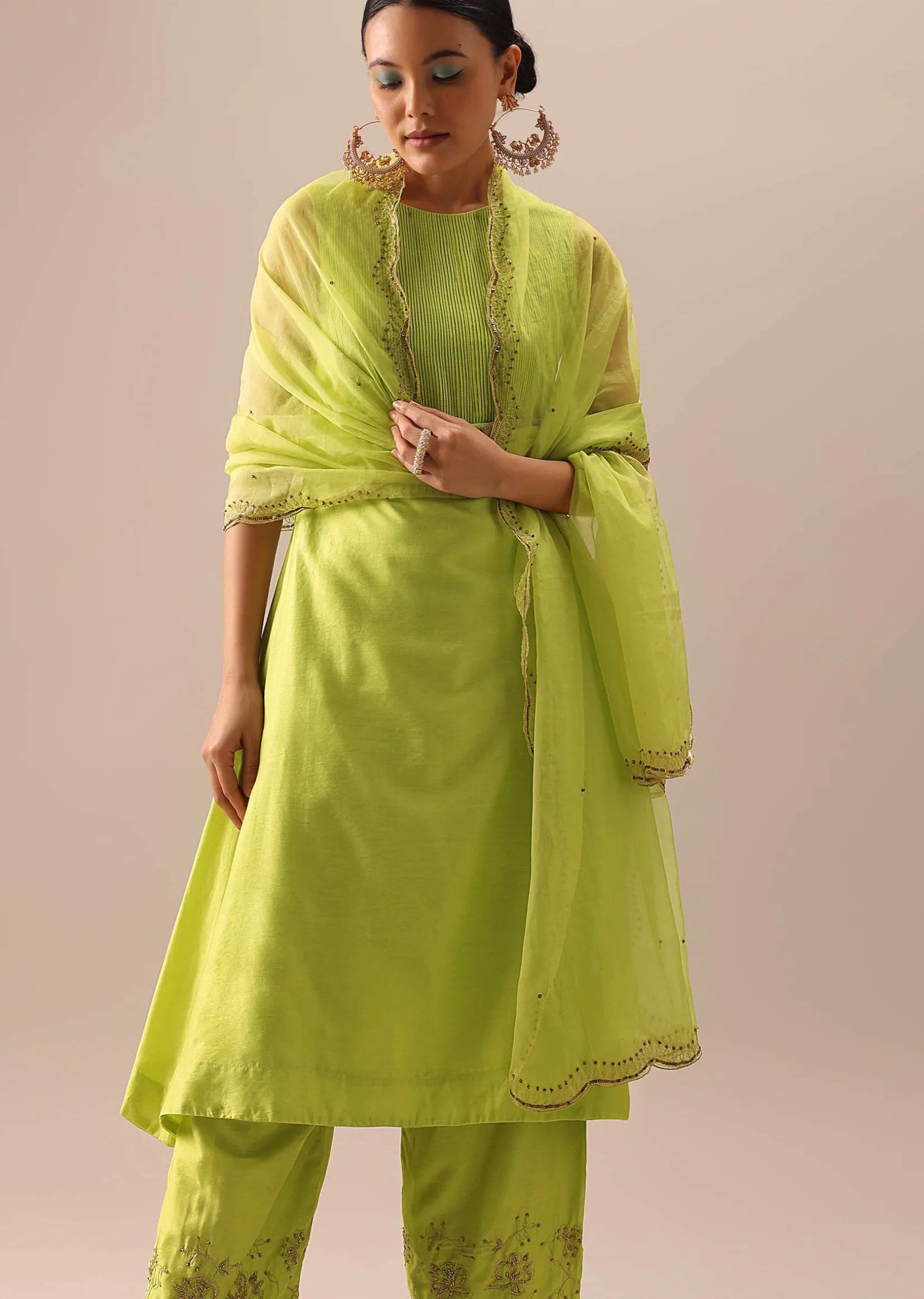 Green Pintuck Kurta Set with Organza Dupatta