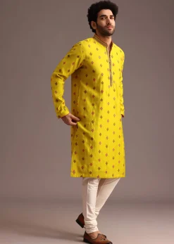Green Print Silk Kurta And Pyjama