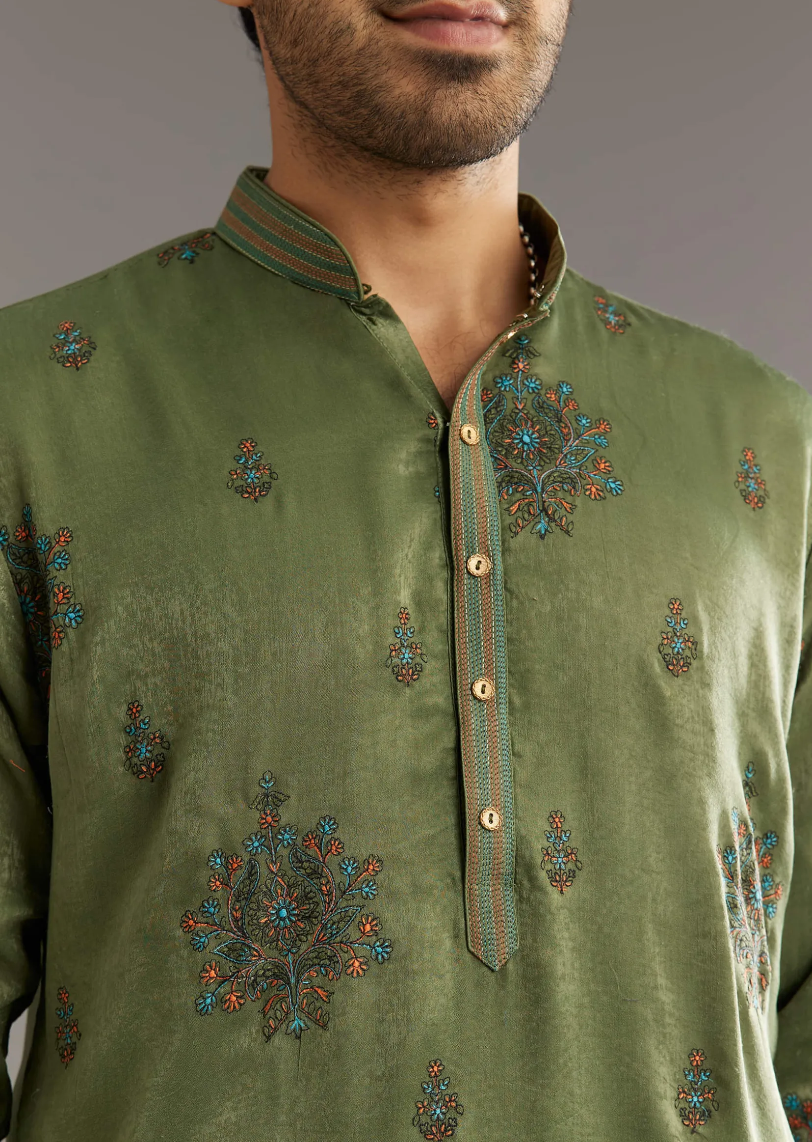 Green Silk Kurta Set With Printed Artwork