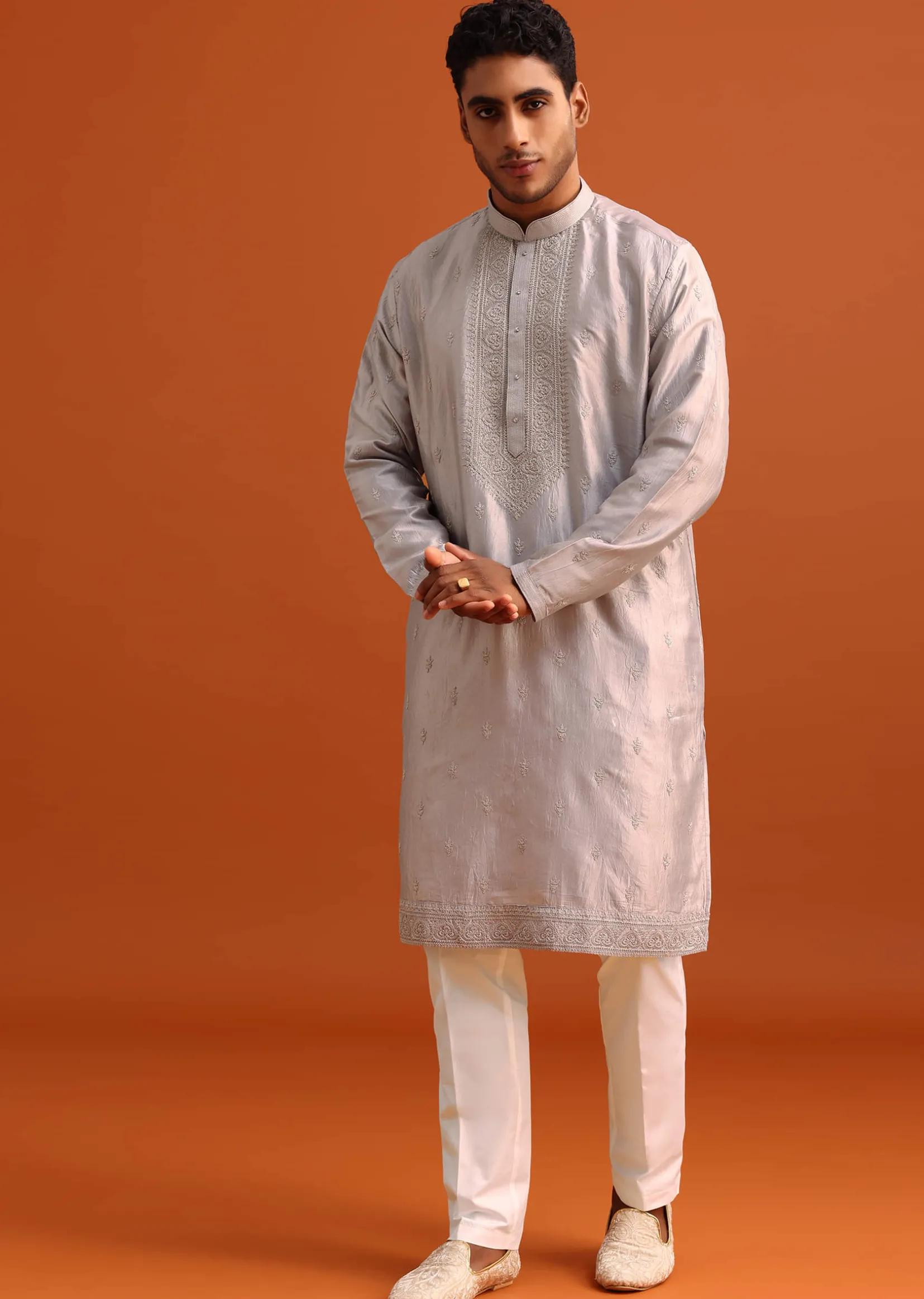 Grey Kurta Set In Raw Silk With Thread Work Dupatta