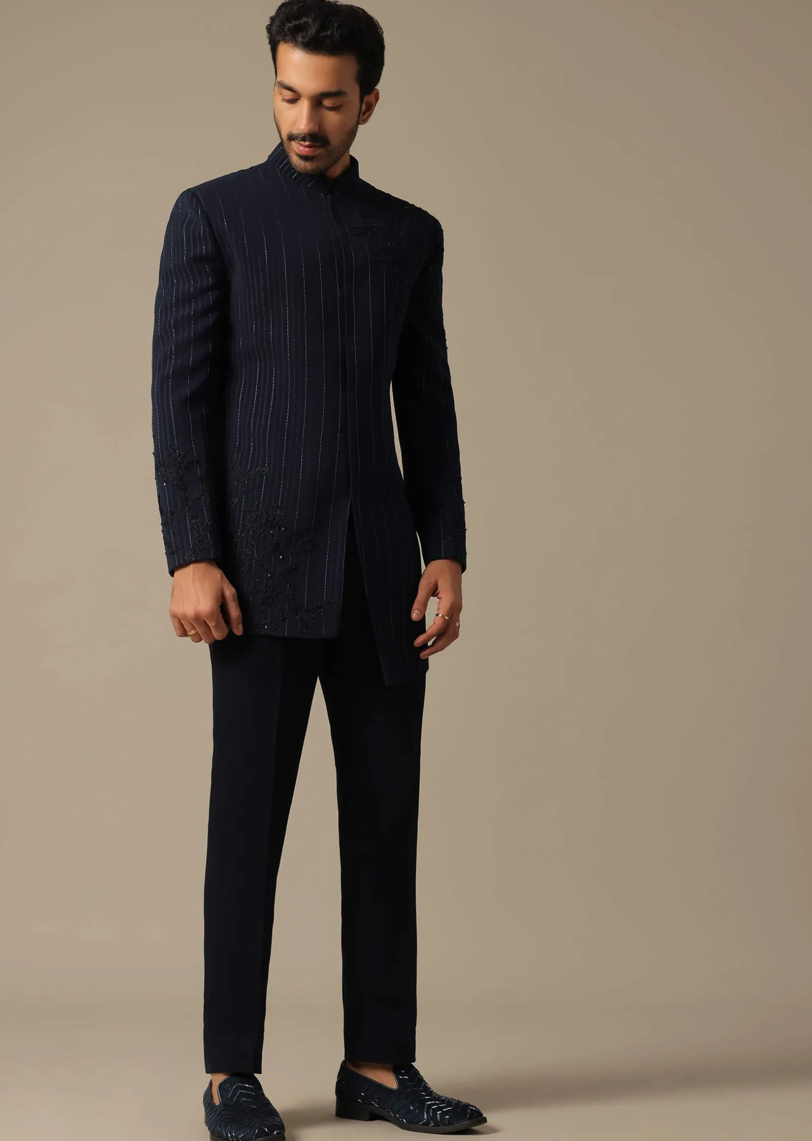 Indowestern Set With Floral Cutwork Shoulder Detailing