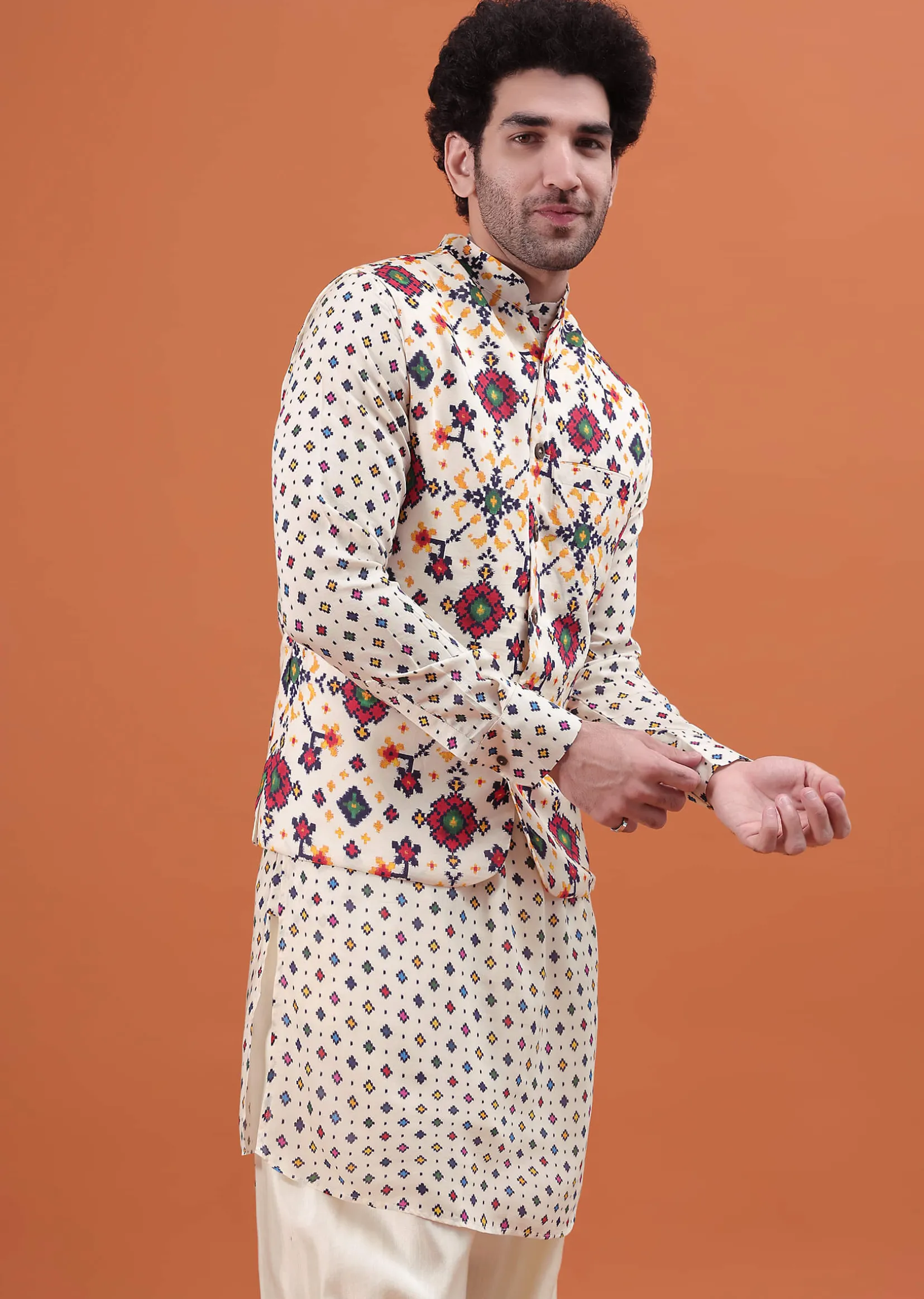 Ivory Patola Printed Kurta Jacket Set For Men