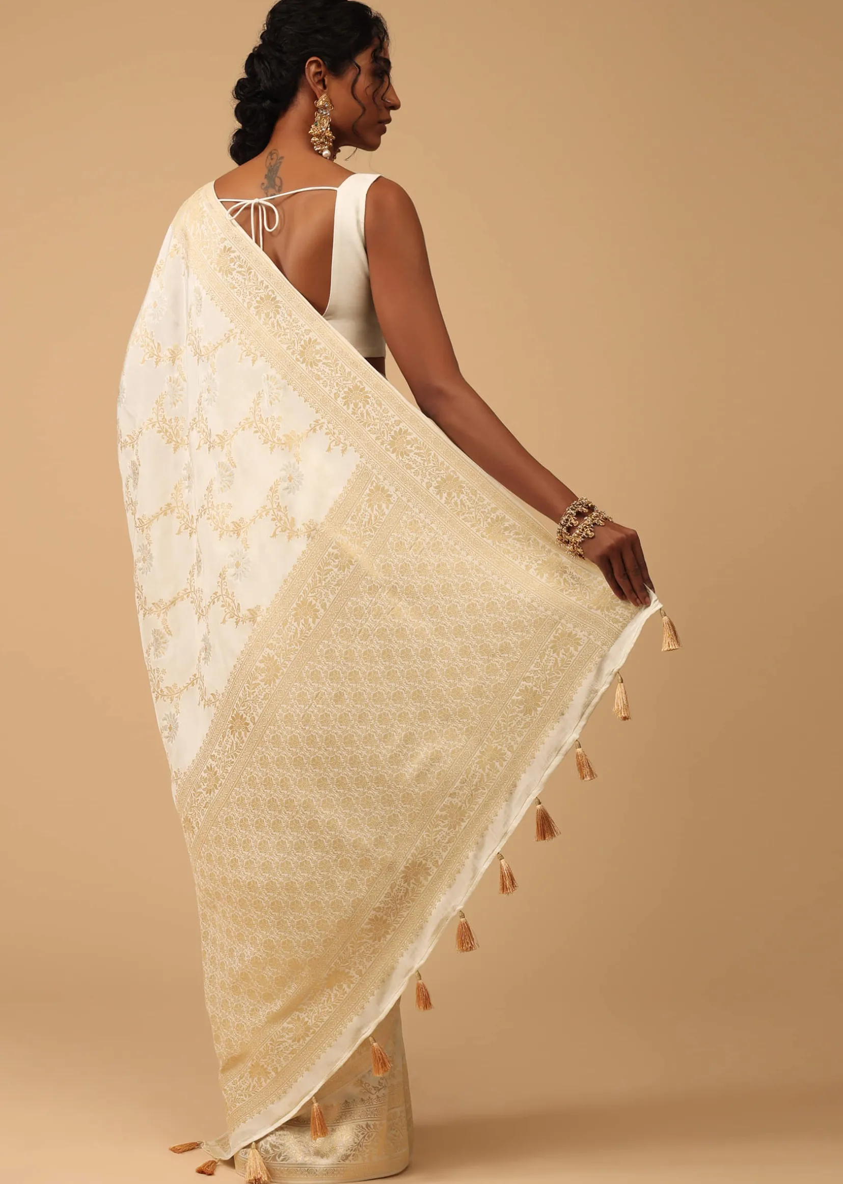 Ivory White Dola Silk Saree With Silver And Gold Jaal Embroidery In Floral Pattern