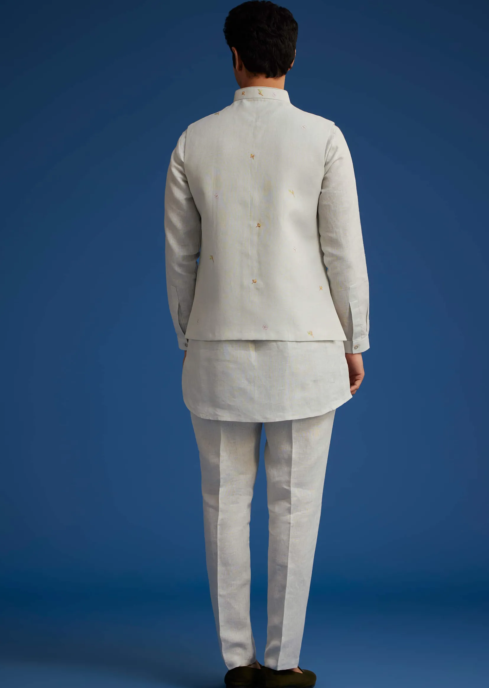 Light Grey Linen Kurta Set With Resham Work Jacket
