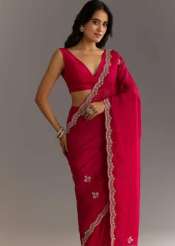 Magenta Crushed Tissue Saree With Cutdana And Scallop Border