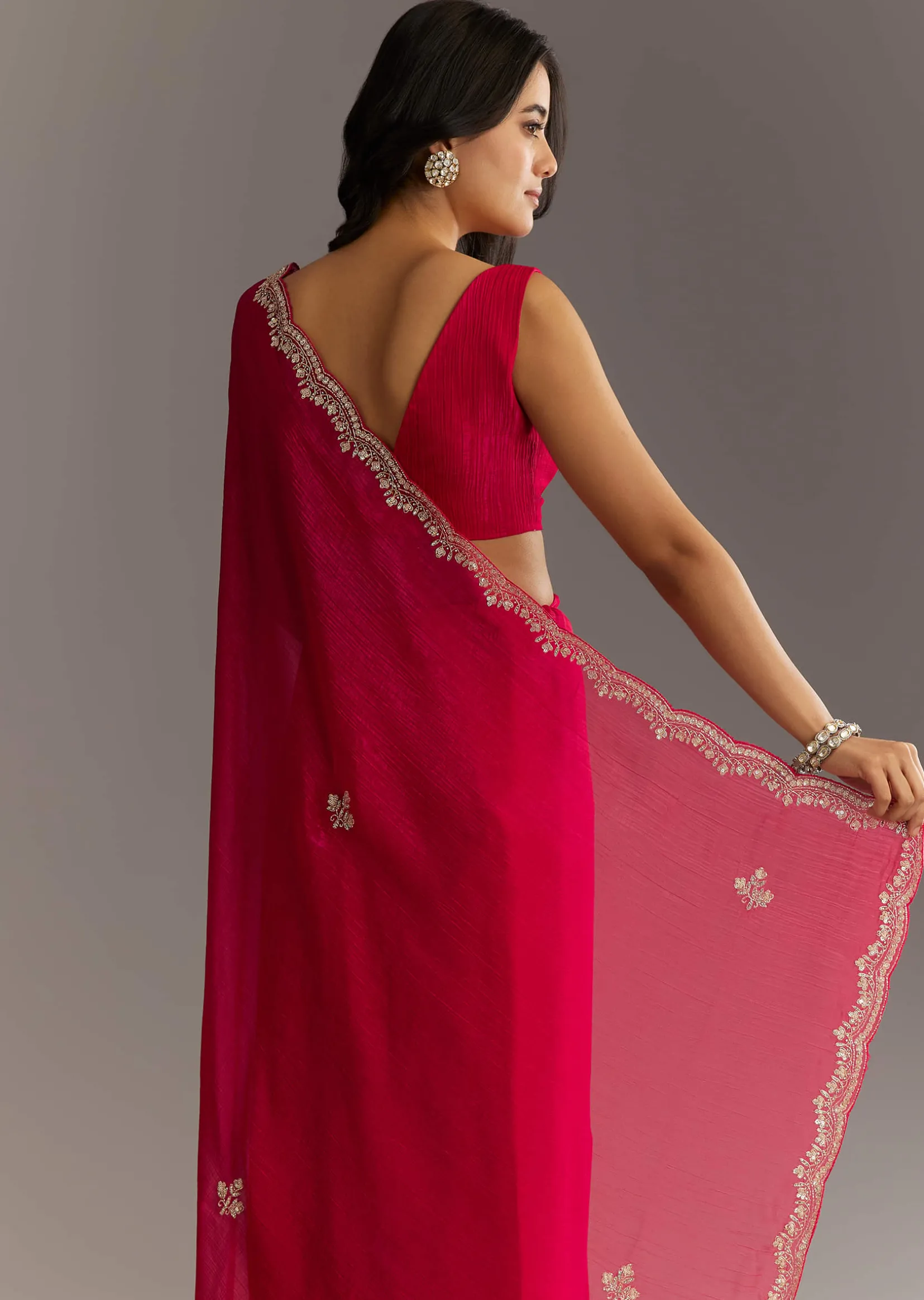 Magenta Crushed Tissue Saree With Cutdana And Scallop Border