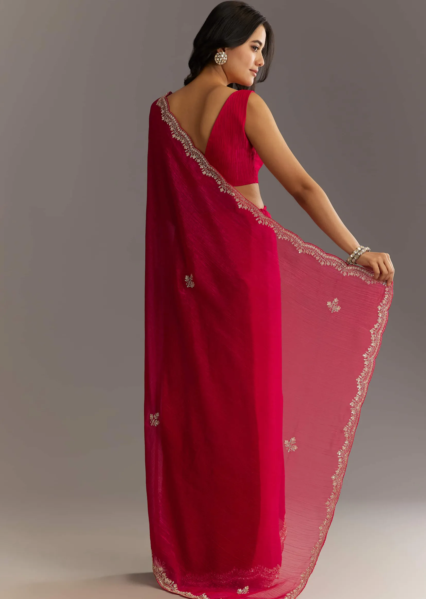 Magenta Crushed Tissue Saree With Cutdana And Scallop Border