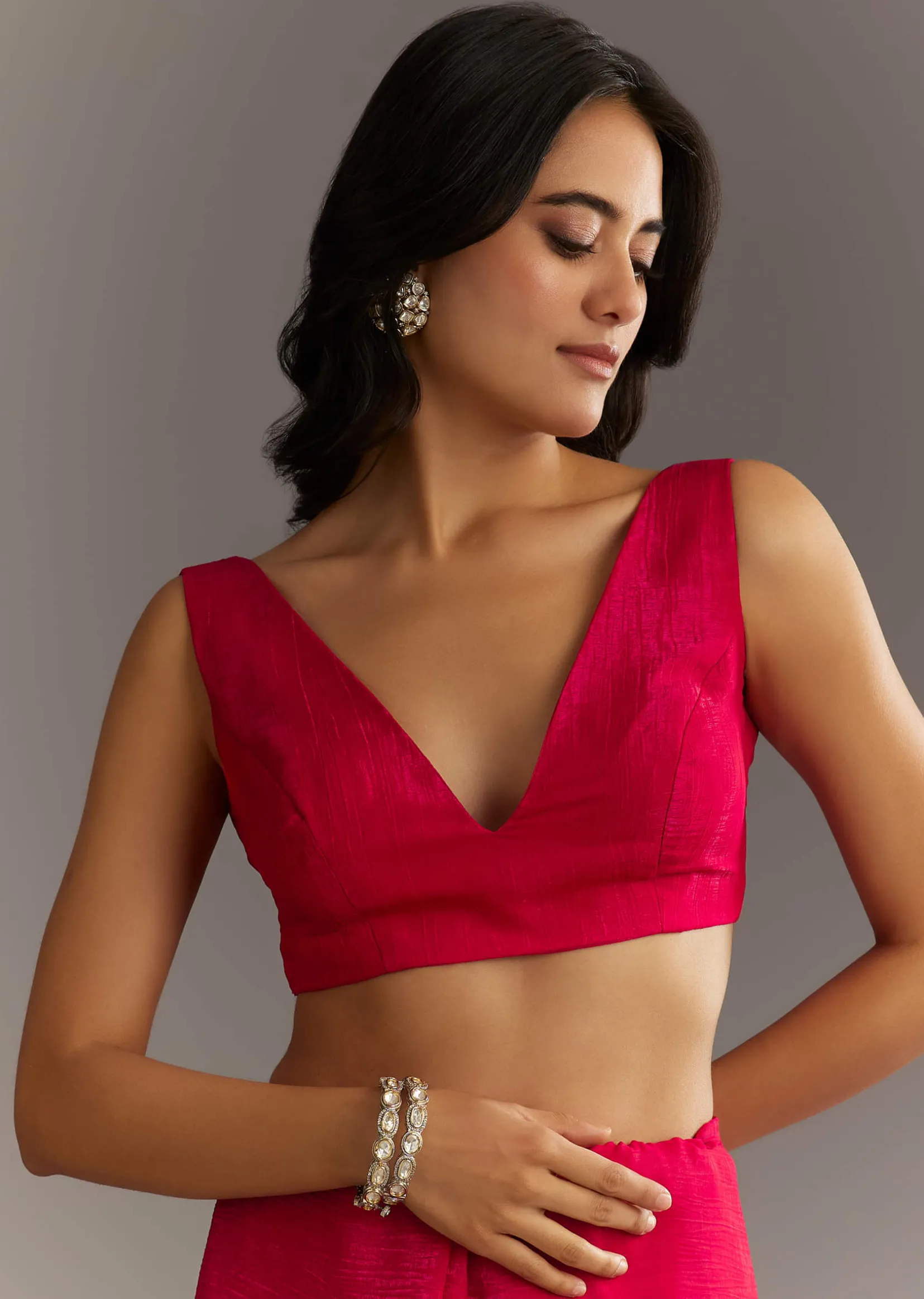 Magenta Crushed Tissue Saree With Cutdana And Scallop Border