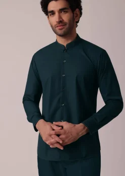 Majestic Green Short Kurta With Elegant Embroidered Bandi