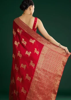 Maroon Dola Silk Saree With Zari Woven Border
