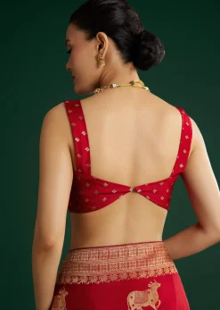 Maroon Dola Silk Saree With Zari Woven Border