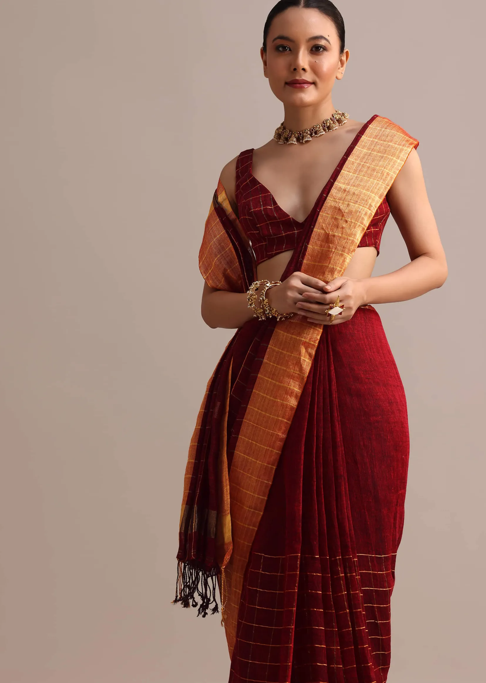 Maroon Linen Woven Saree With Zari Border And Unstitched Blouse
