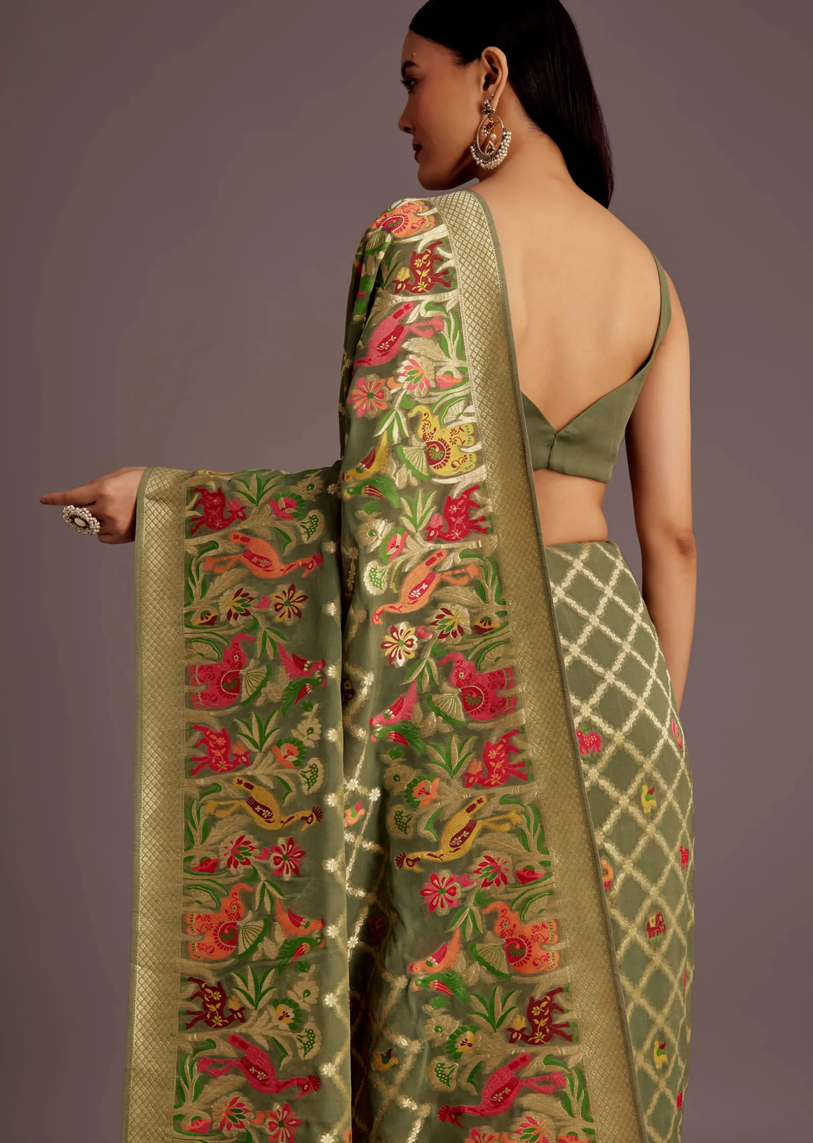 Mehendi Green Georgette Saree With Jaal And Animal-Bird Motifs