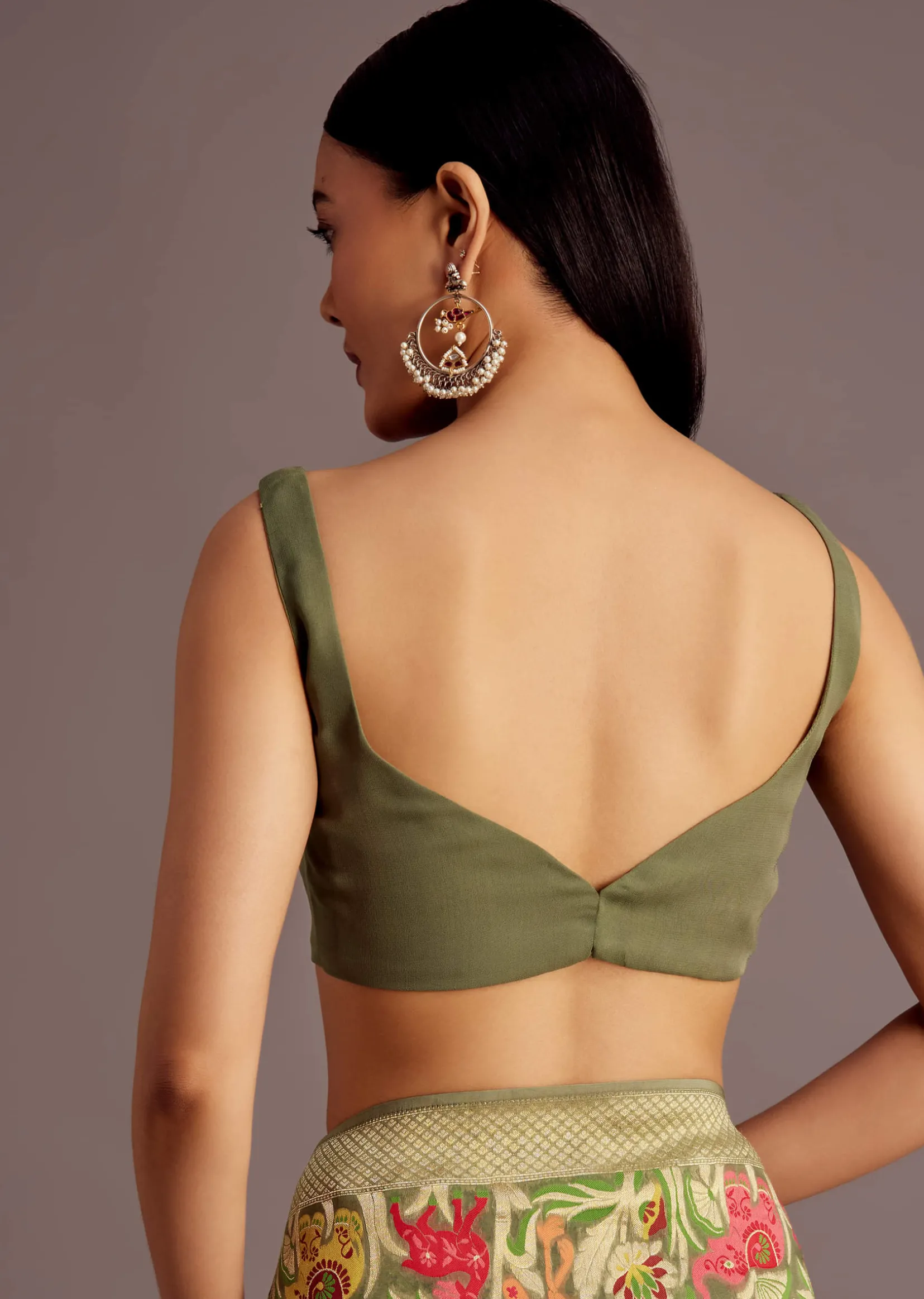 Mehendi Green Georgette Saree With Jaal And Animal-Bird Motifs
