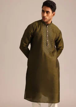 Mehendi Green Silk Kurta Pant Set With Mandarin Collar