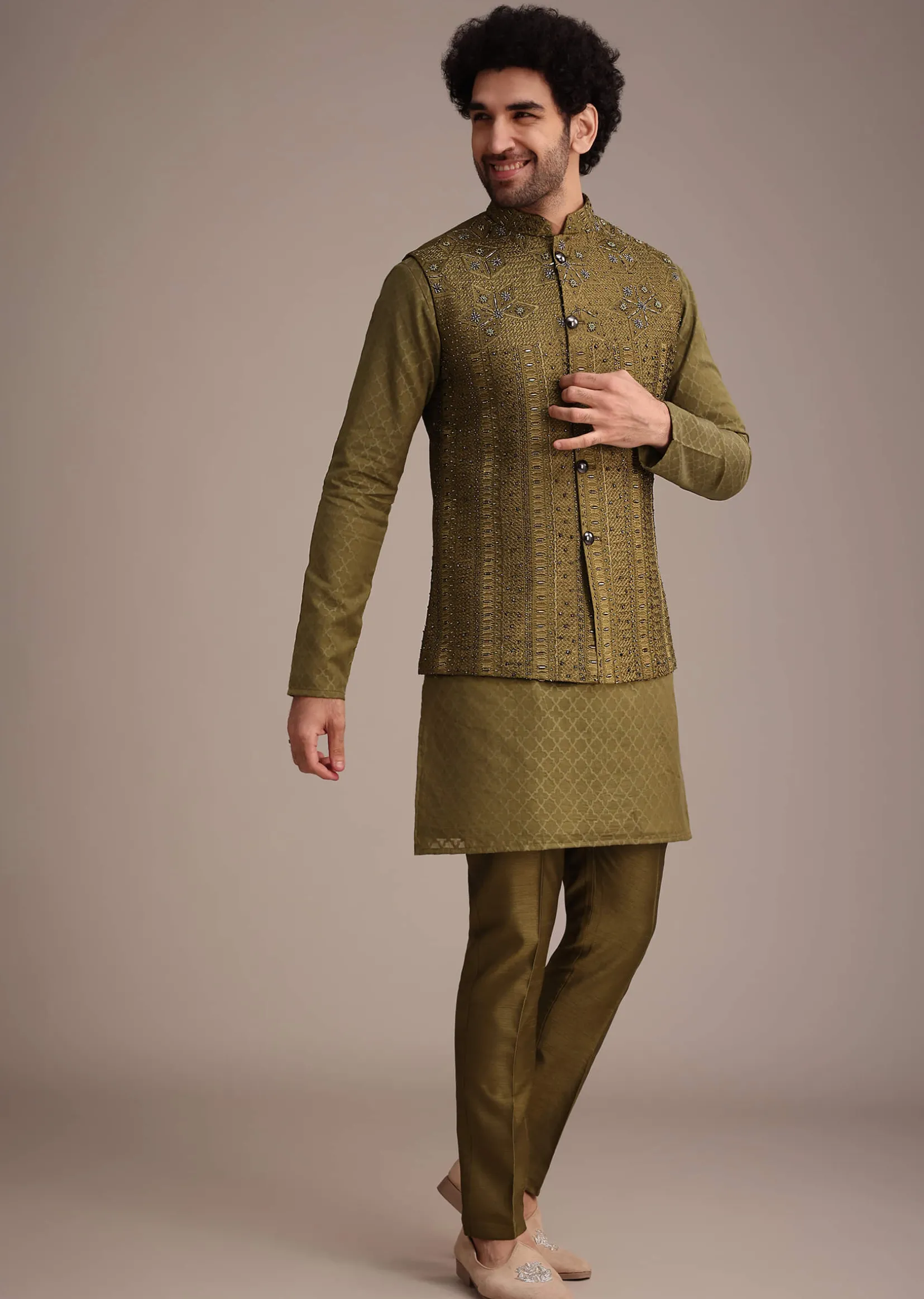 Mehendi Green Silk Kurta Jacket Set With Zardosi And Thread Work