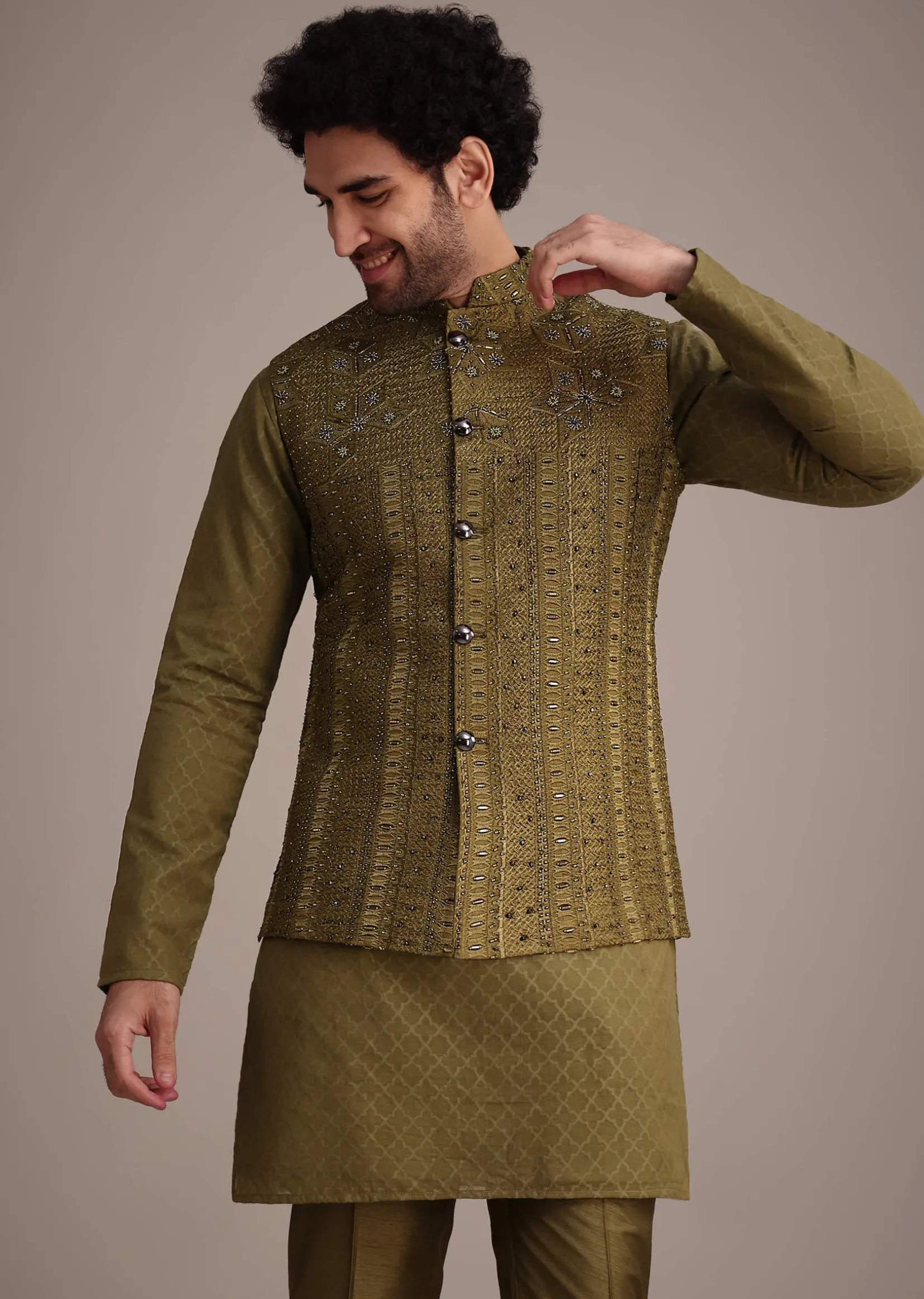 Mehendi Green Silk Kurta Jacket Set With Zardosi And Thread Work