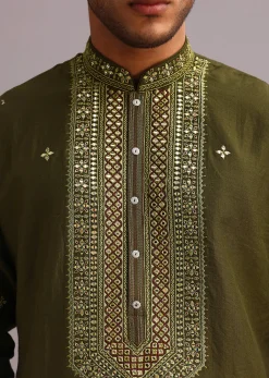 Mehendi Green Silk Kurta Pant Set With Mirror Work