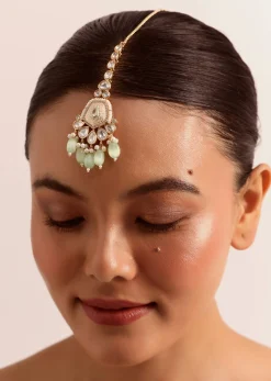 Mint Green And Gold Kundan Necklace Set In Mix Metal