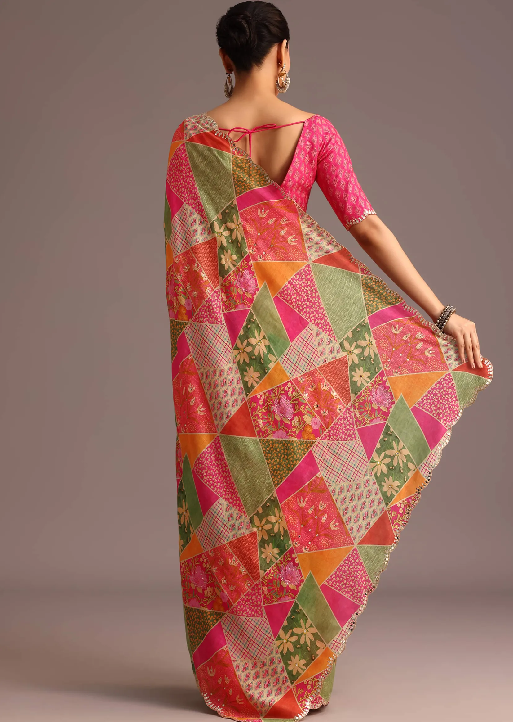 Multicolor Abstract Printed Muslin Saree