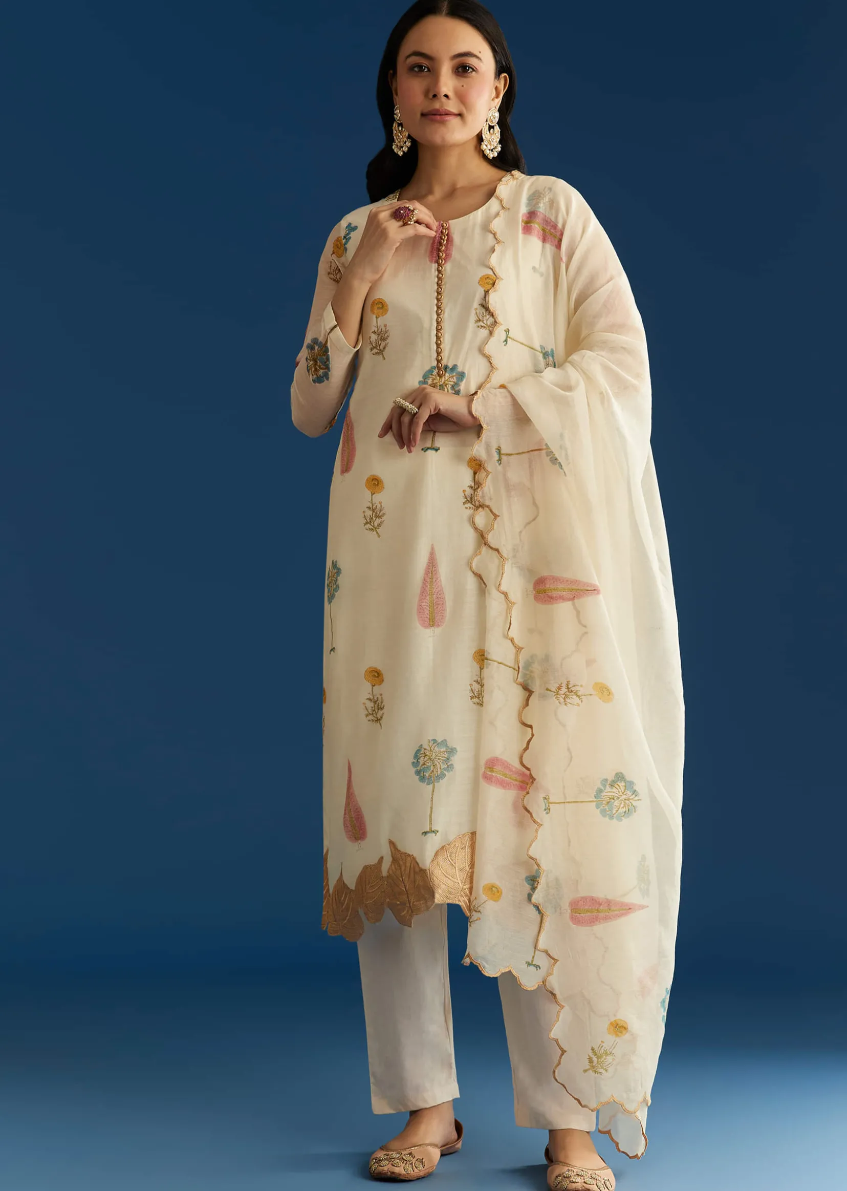 Off White Block Print Kurta And Dupatta Set In Mull Chanderi