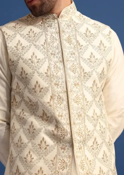 Off White Kurta Jacket Set With Zari Embroidery For Men