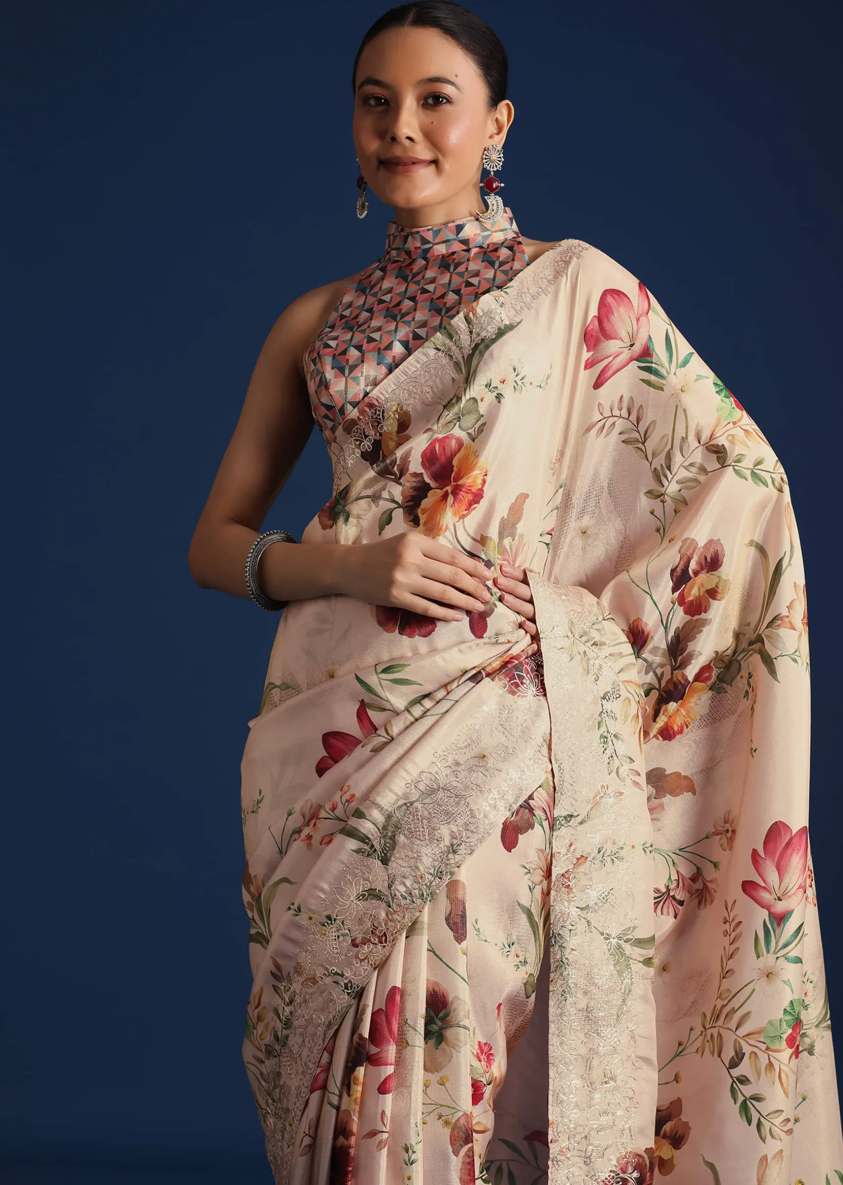 Off White Tissue Muslin Printed Saree With Pitta Work