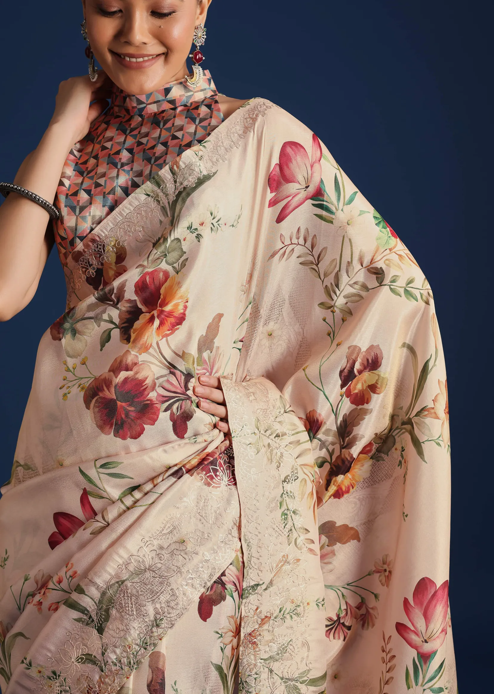 Off White Tissue Muslin Printed Saree With Pitta Work