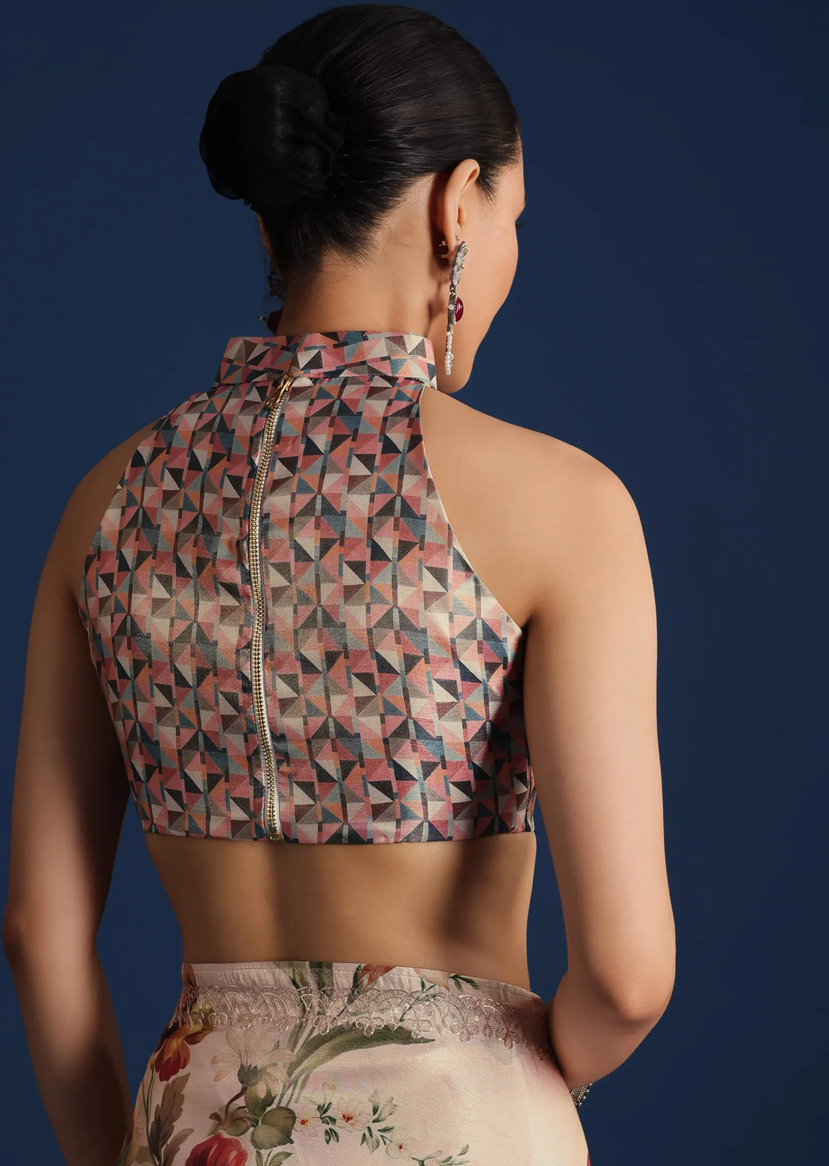 Off White Tissue Muslin Printed Saree With Pitta Work