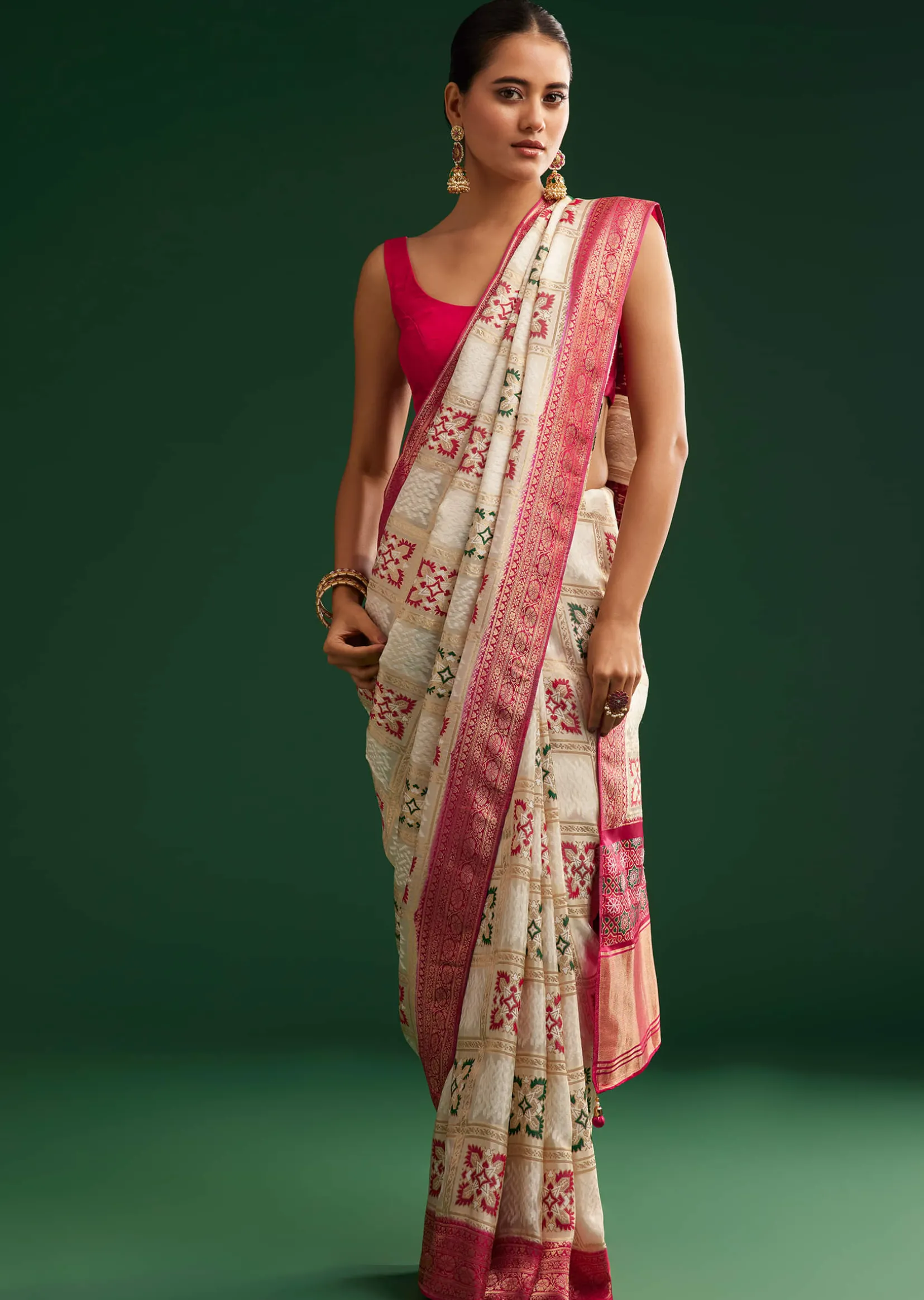 Off White Zari Dola Silk Saree With Checked Woven Motif