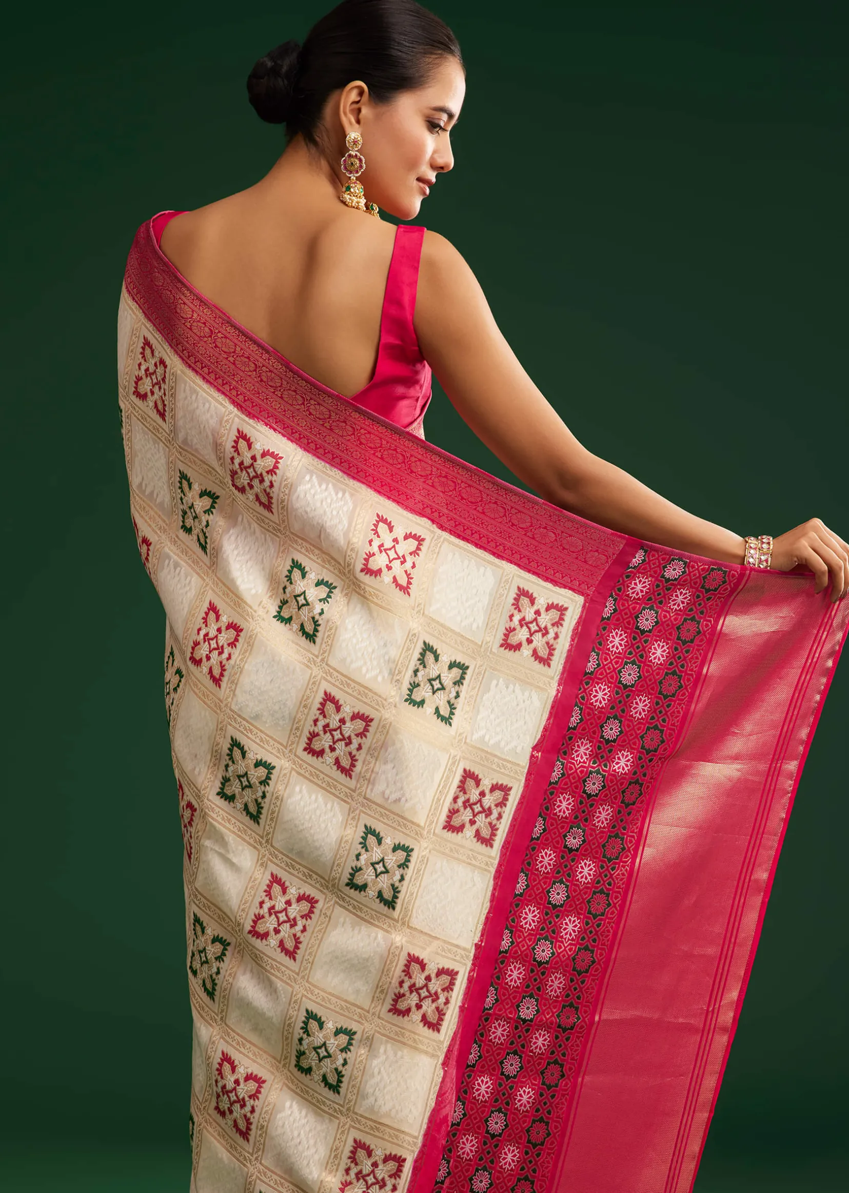 Off White Zari Dola Silk Saree With Checked Woven Motif