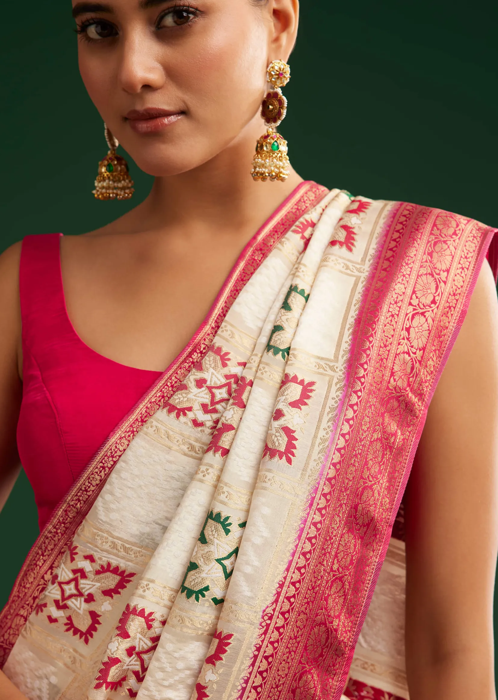 Off White Zari Dola Silk Saree With Checked Woven Motif