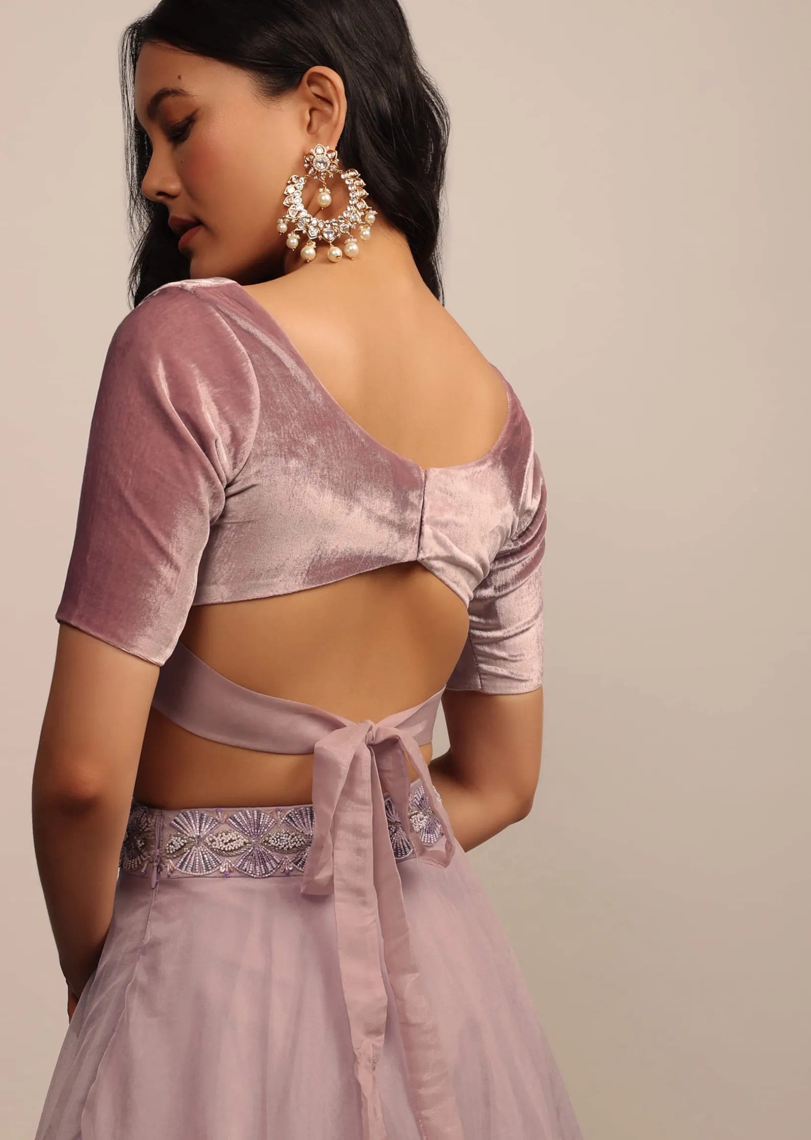 Onion Pink Half Sleeves Blouse in Velvet With Sweetheart Neckline