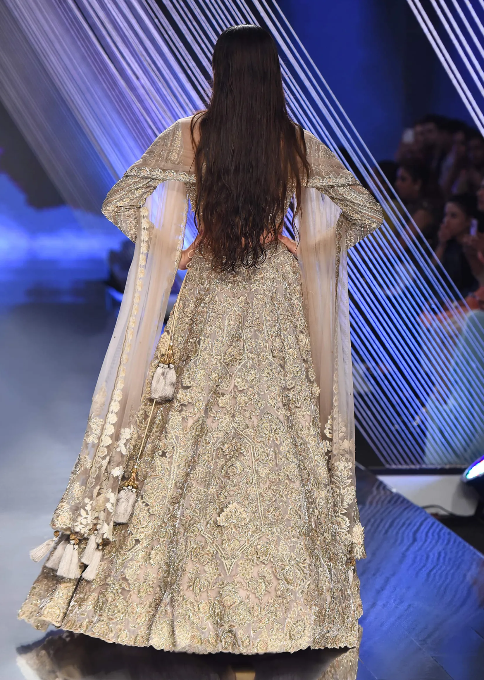 Oyster Royal Heritage Lehenga And Choli With Detailed Hand Embroidered Floral Kalis And Plunging Neckline