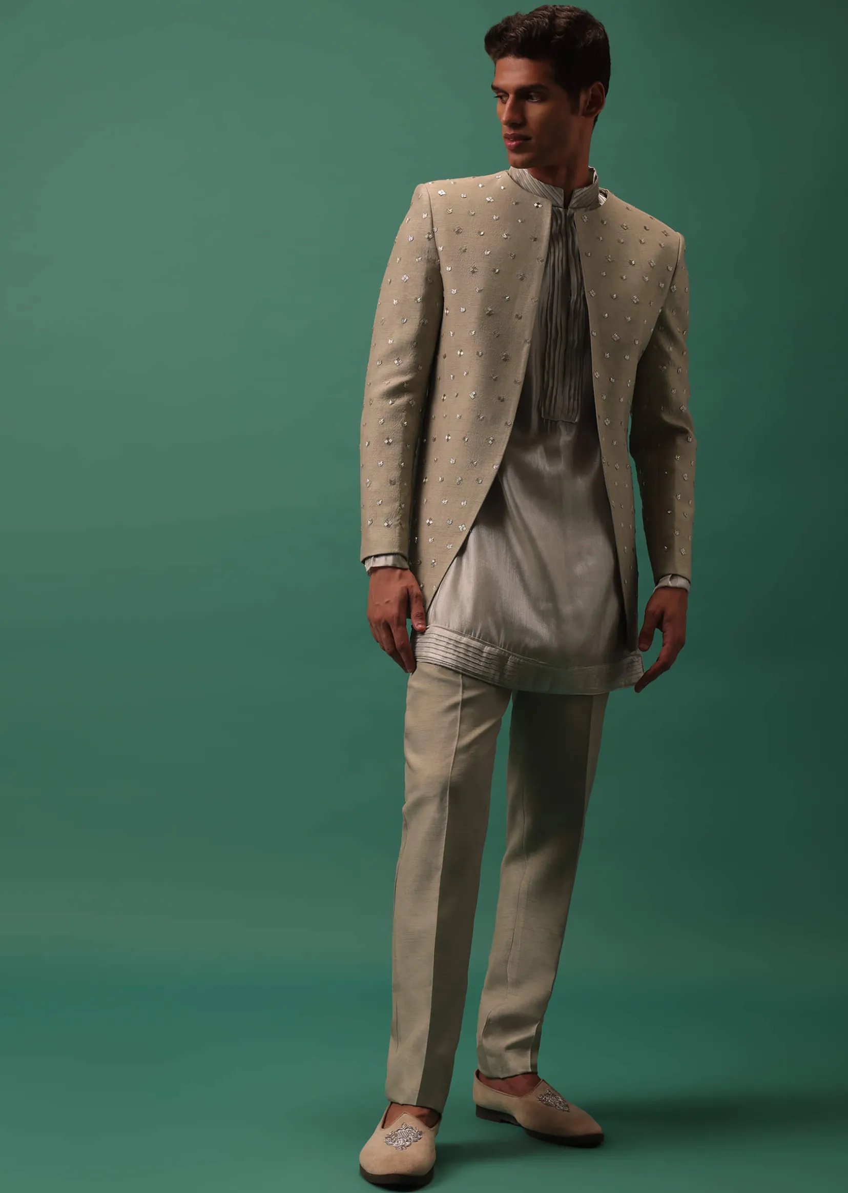 Oyster-Shaded Detailed Organza Kurta Set With Embroidered Jacket