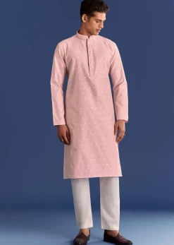 Peach Banaras Jacquard Kurta Set With Butti Print