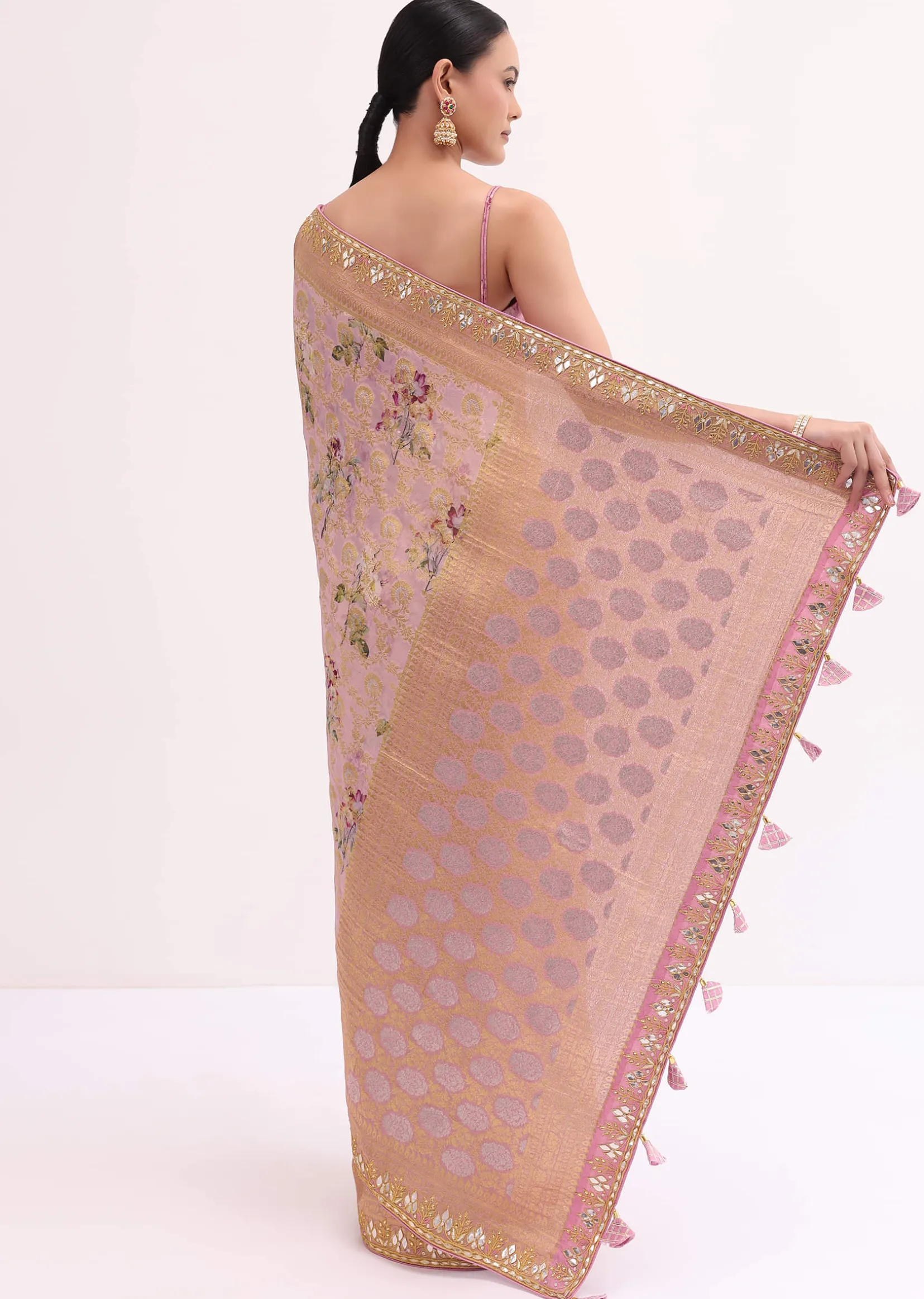 Peach Floral Georgette Saree With Unstitched Blouse