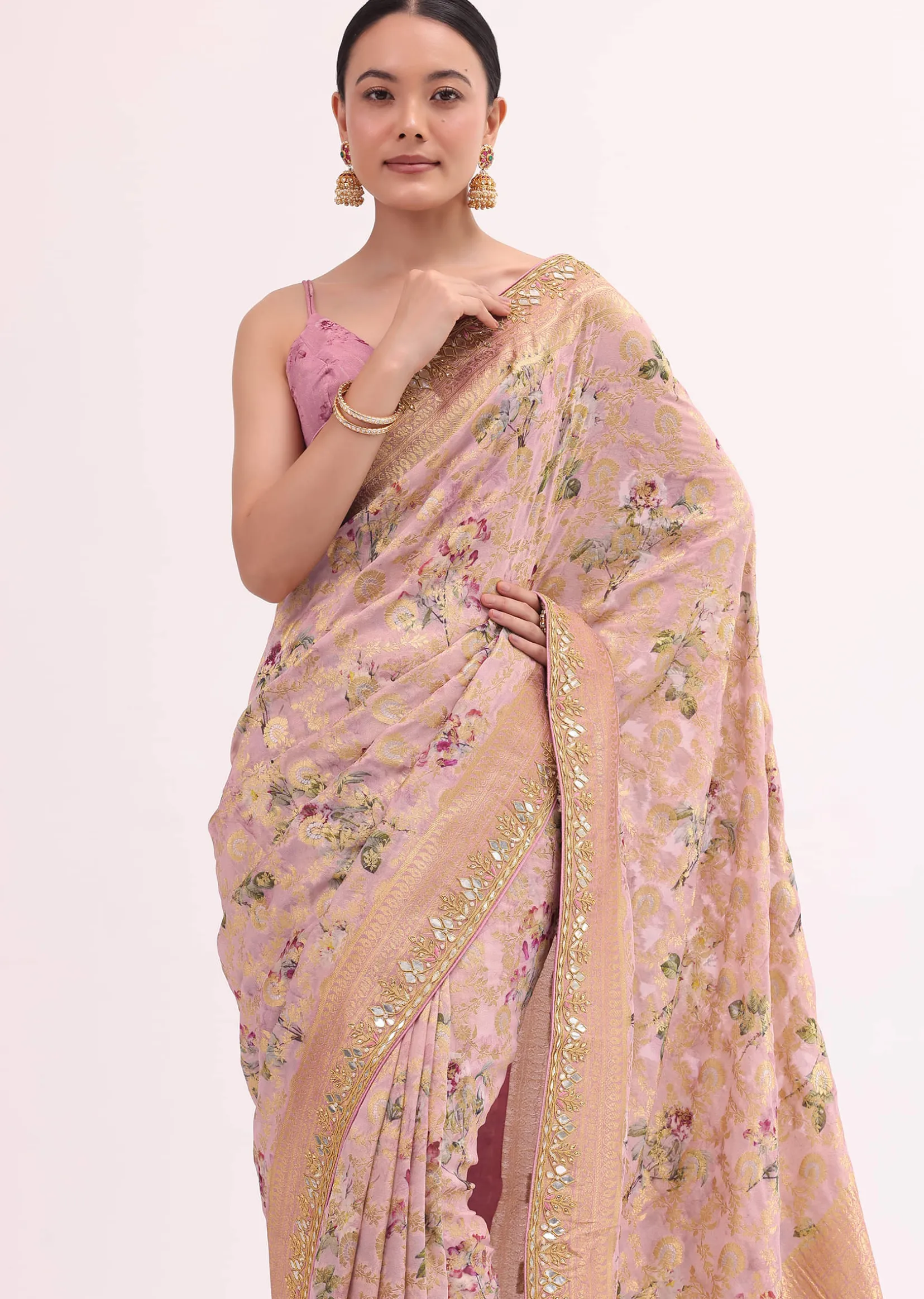 Peach Floral Georgette Saree With Unstitched Blouse
