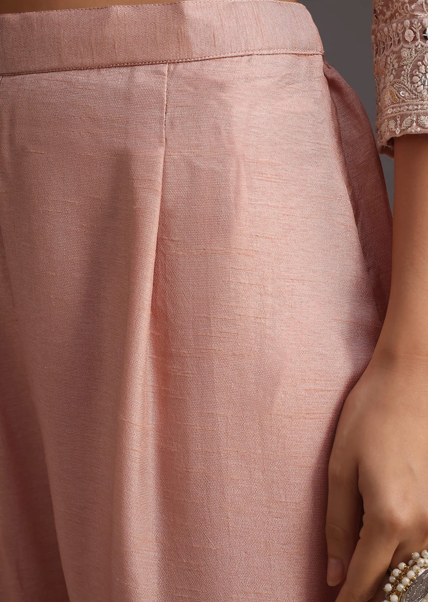 Peach Lucknowi Kurta Set With Resham Work Dupatta