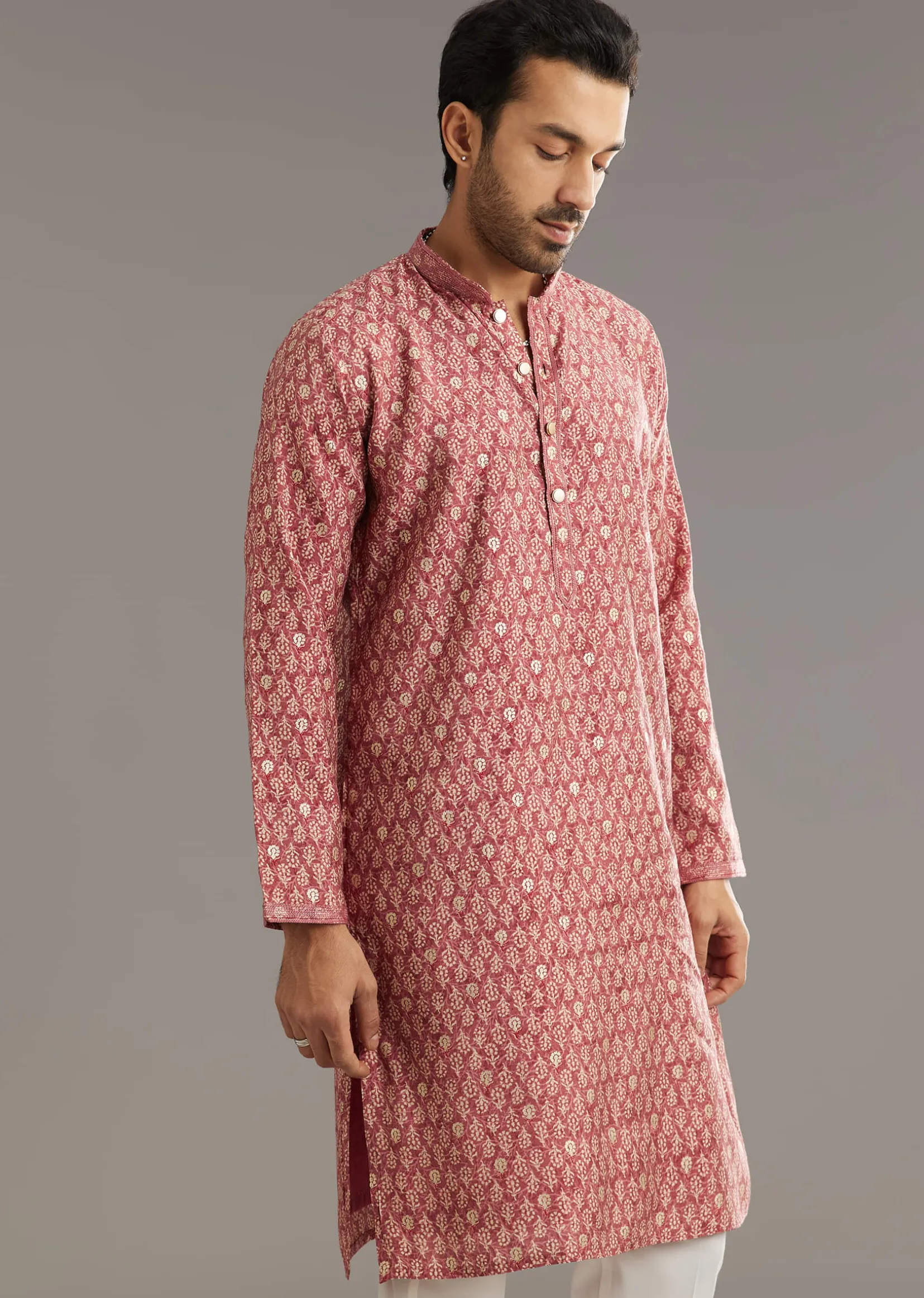 Pink Muslin Kurta Set With Symmetric Prints