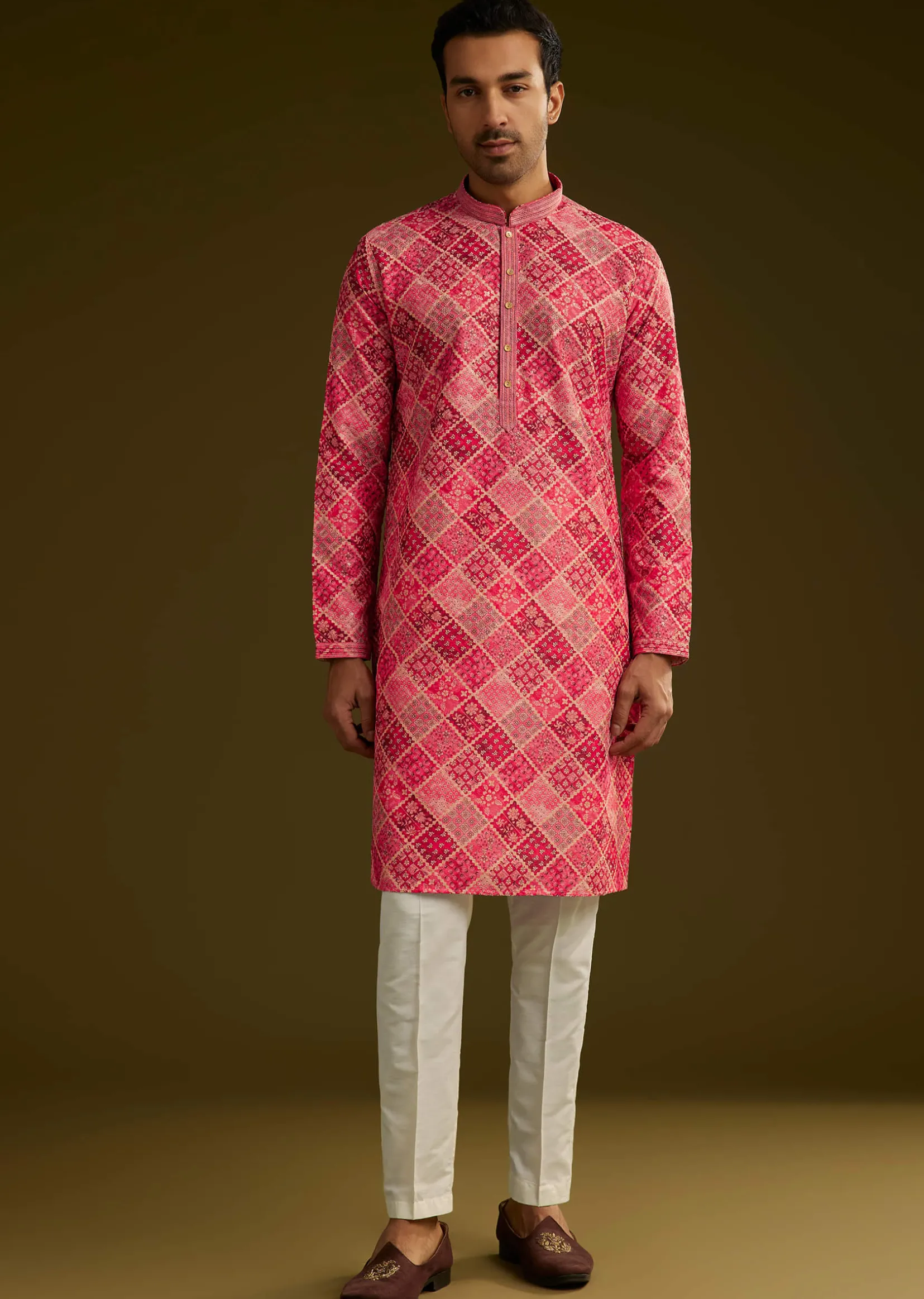 Pink Printed Silk Kurta Set With Geometric Motifs