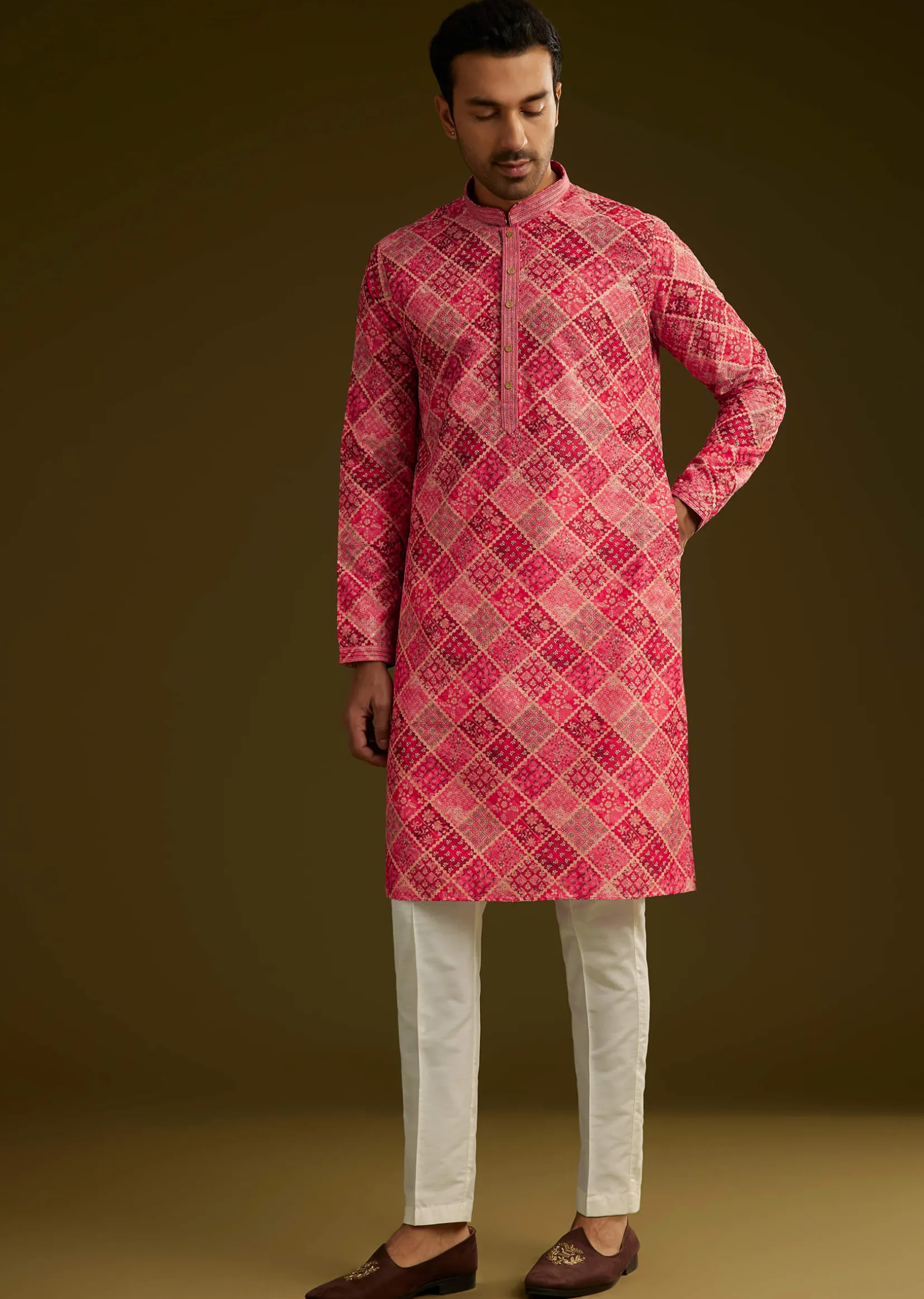 Pink Printed Silk Kurta Set With Geometric Motifs
