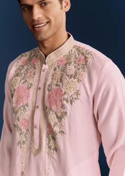 Pink Silk Flroal Printed Kurta Set With Resham Work