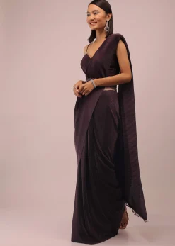 Plum Saree With Moti And Cut Dana Fringes Detailing On The Pallu And A Spaghetti Straps Crop Top With An Embroidered Belt In Fringes