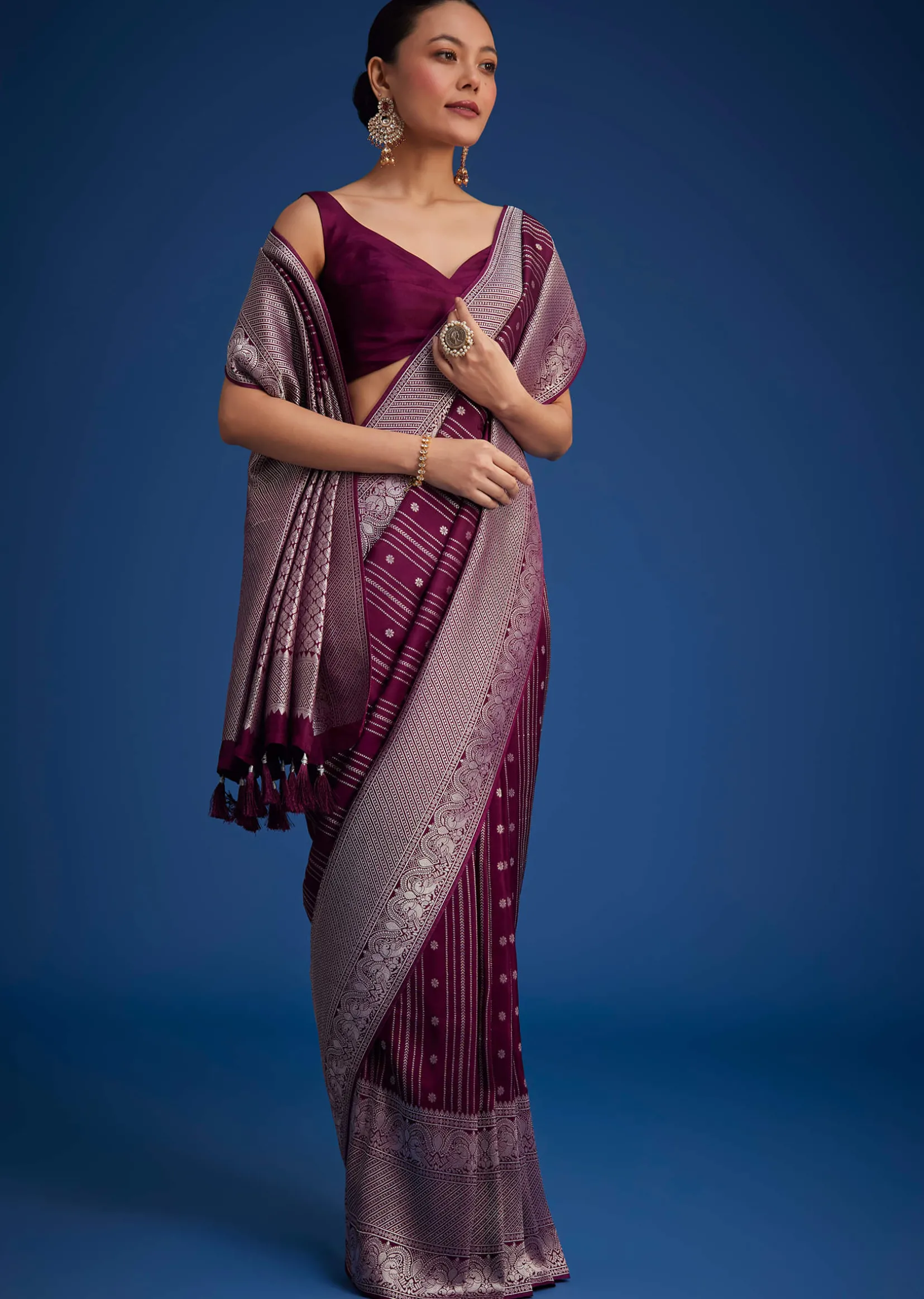 Purple Dola Silk Saree With Zari Woven Floral And Geometric Patterns