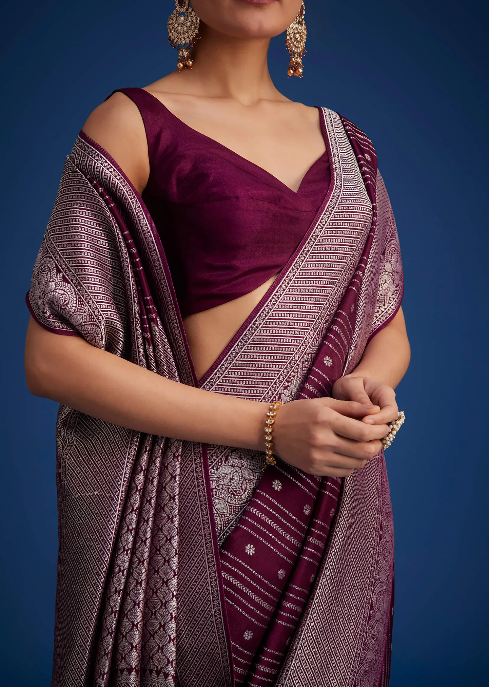Purple Dola Silk Saree With Zari Woven Floral And Geometric Patterns